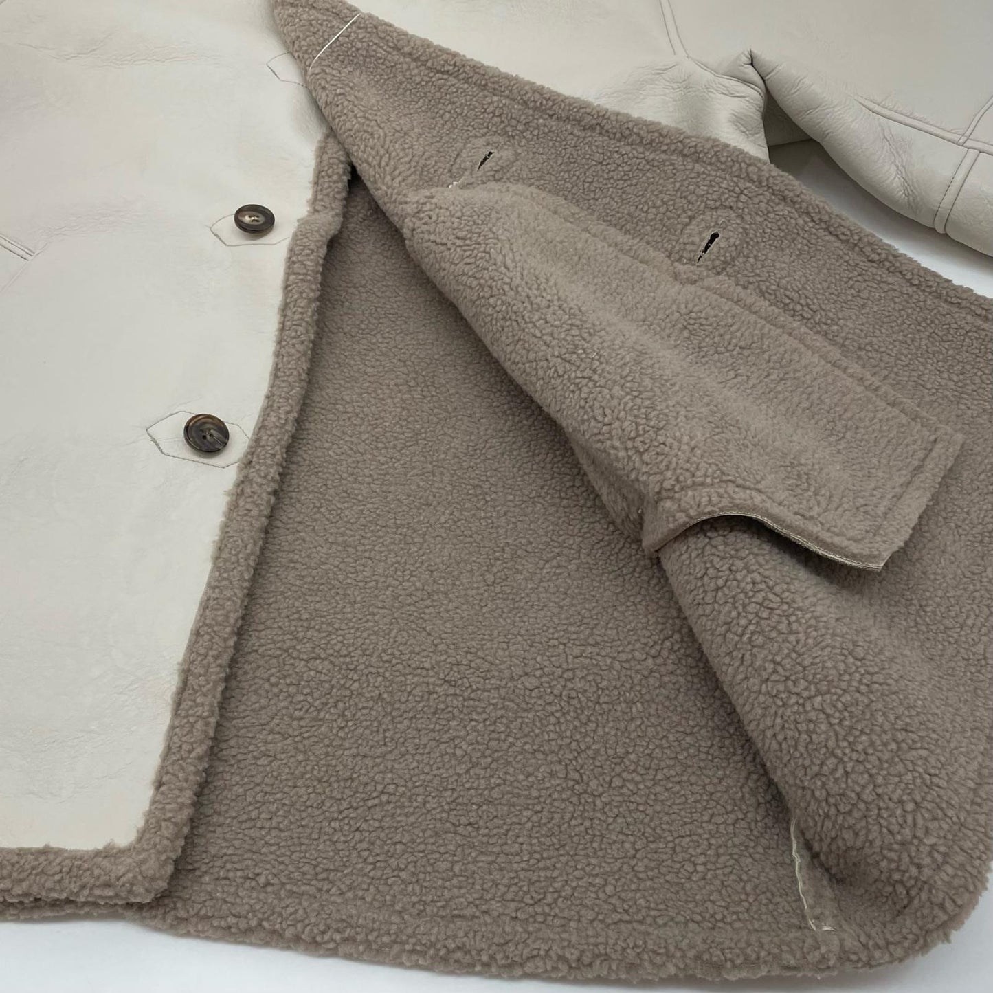 Standneck Mouton Coat レザー ES19C-01 ベージュ サイズ：3【尾張小牧店】