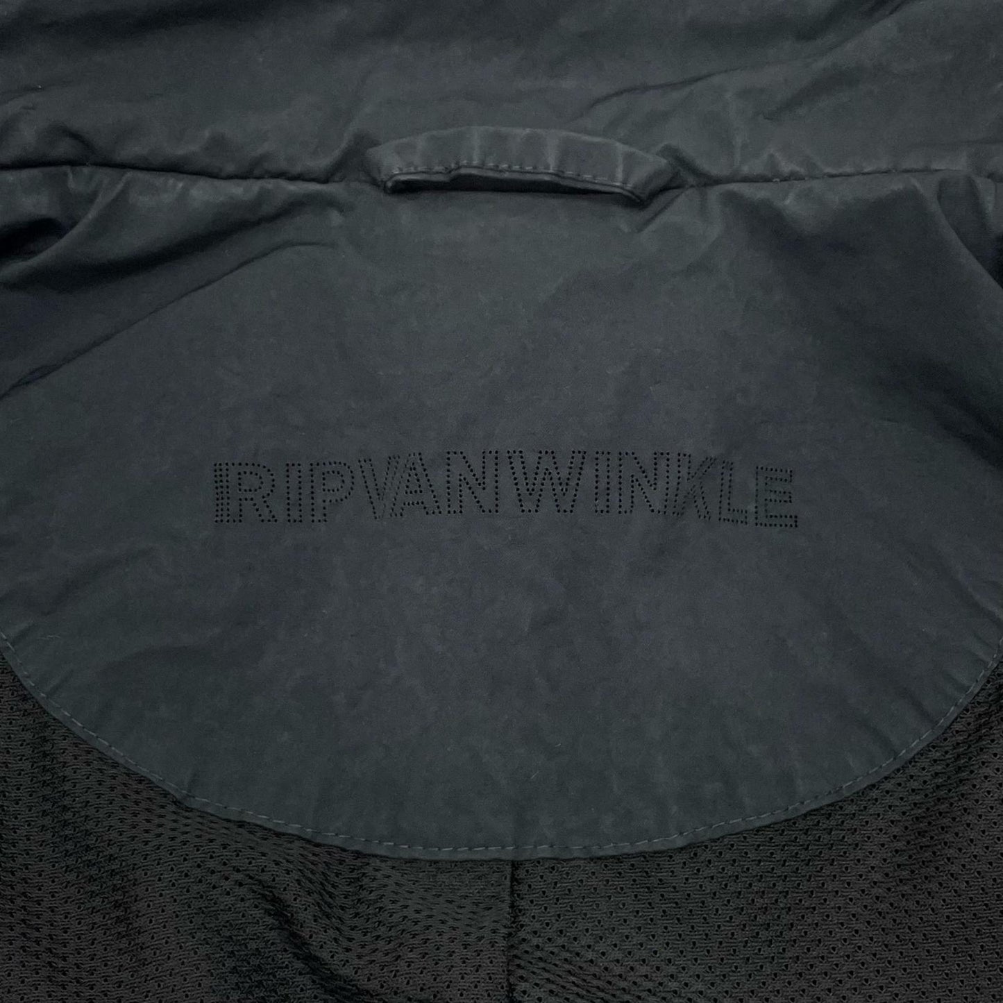 RIP VAN WINKLE | リップヴァンウィンクル Tech Coat その他アウター RB-253 ブラック サイズ：3【尾張小牧店】