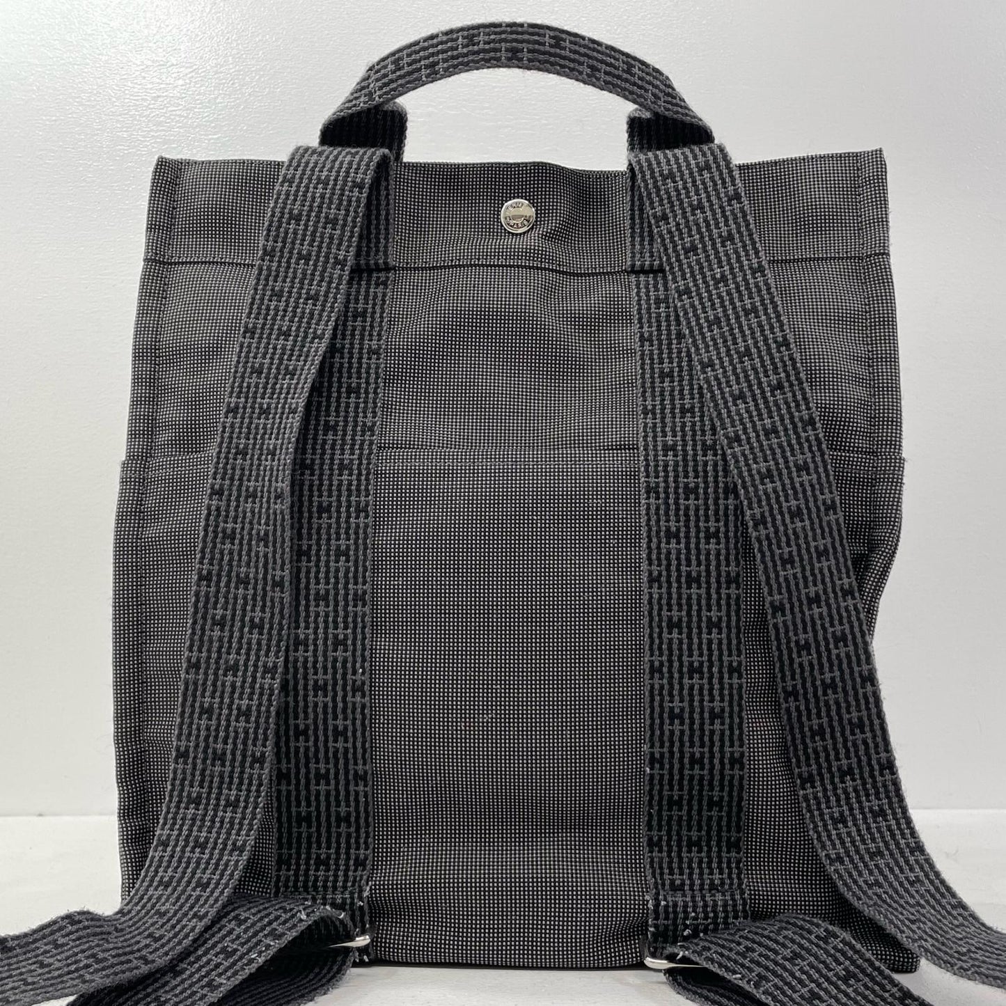 HERMES | エルメス リュック・デイパック グレー【尾張小牧店】