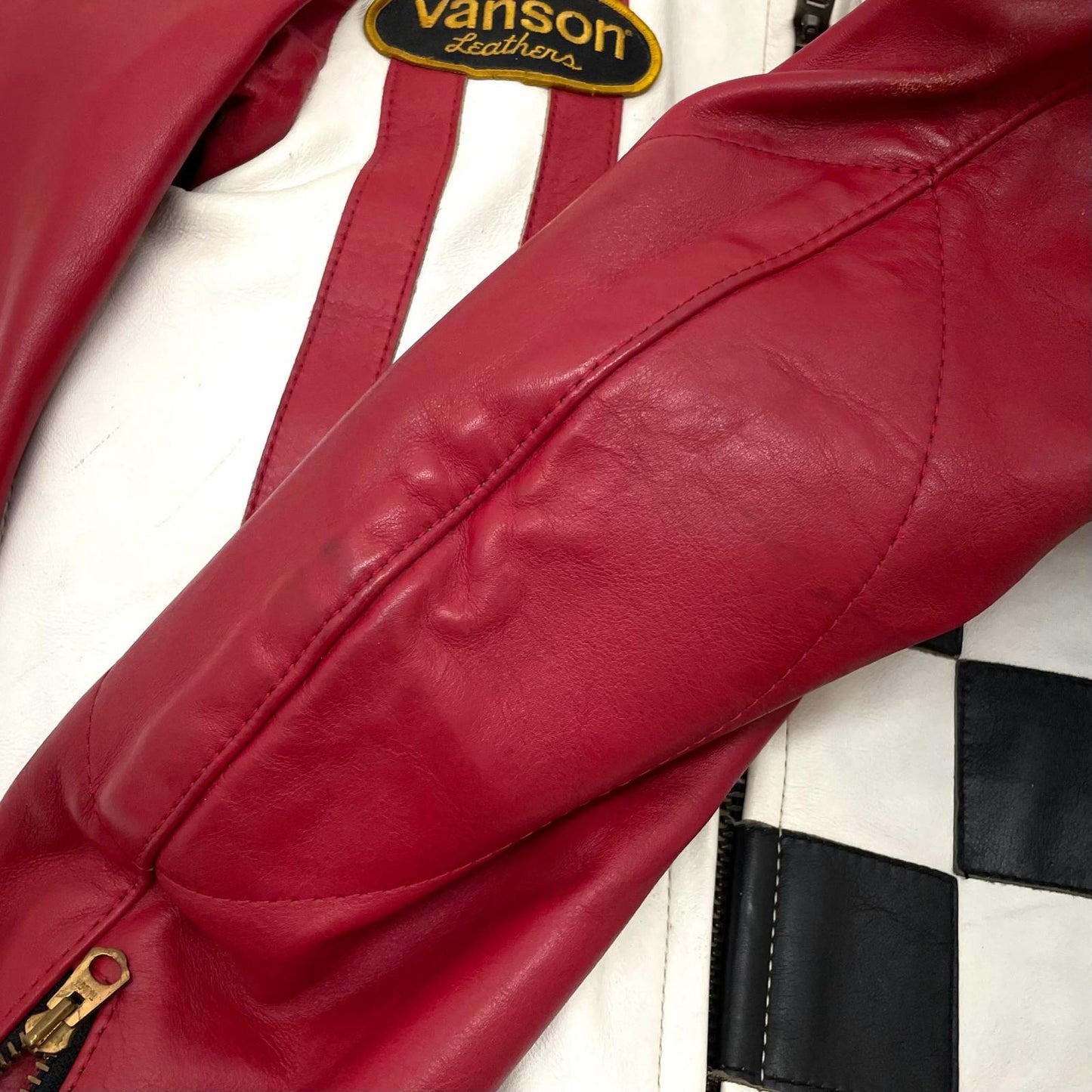 【中古】VANSON | バンソン ライダースジャケット レッド×ホワイト×ブラック サイズ：36【尾張小牧店】