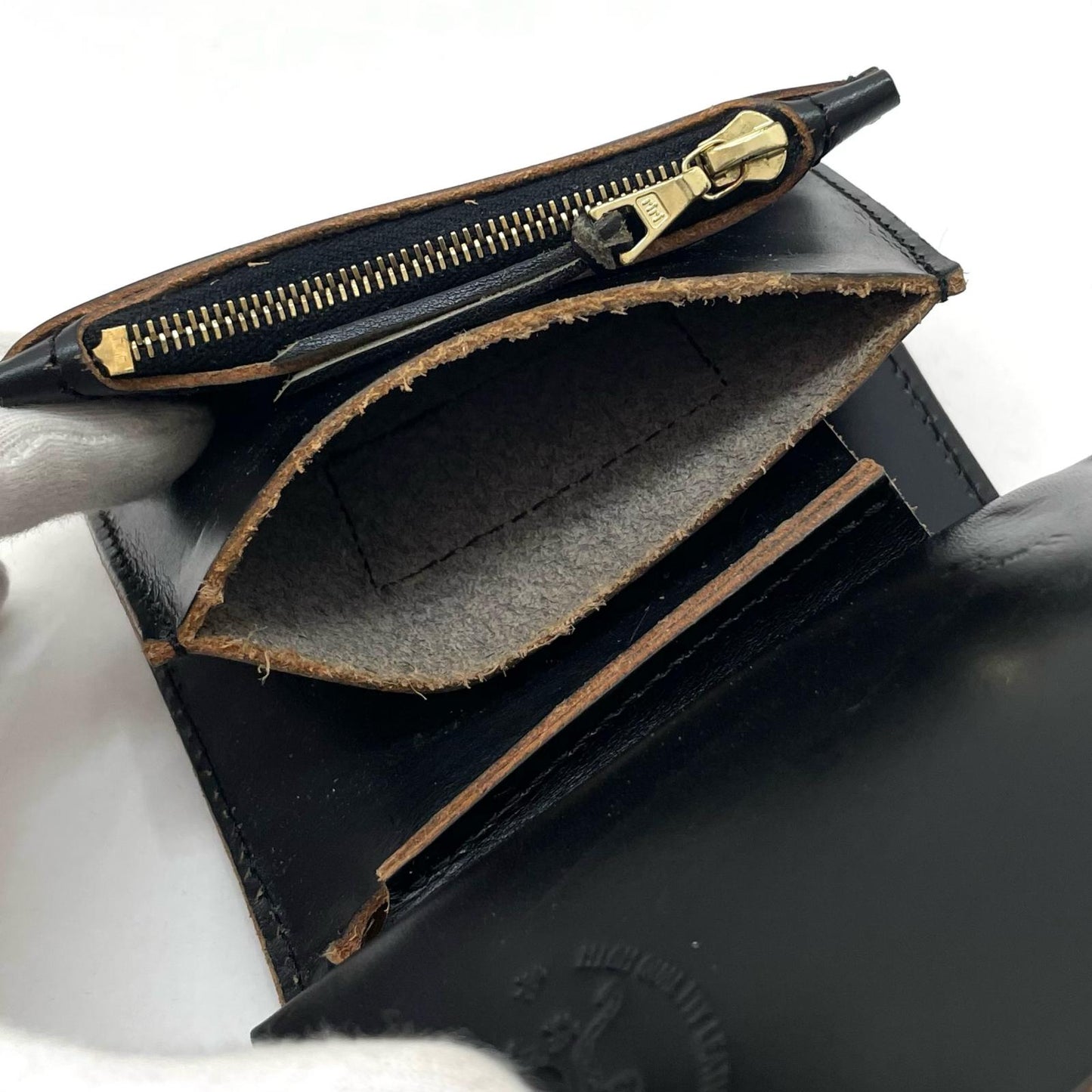 革蛸 | カワタコ 台形ショートワレットTYPE-H 蛸墨 二つ折り財布 ブラック【尾張小牧店】
