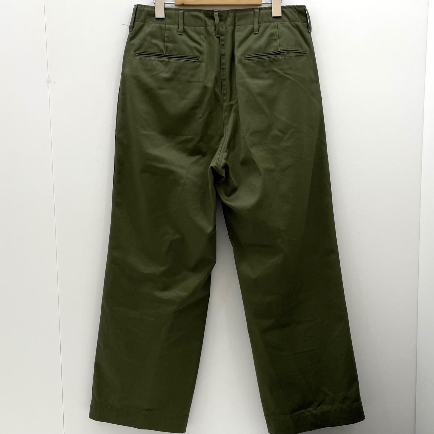 【中古】ATLAST&CO | アットラスト チノパンツ オリーブ サイズ：32【尾張小牧店】