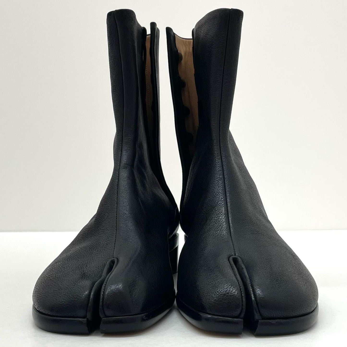 Maison Margiela | メゾンマルジェラ TABI ANKLE BOOTS ブーツ S57WU0153 ブラック【尾張小牧店】