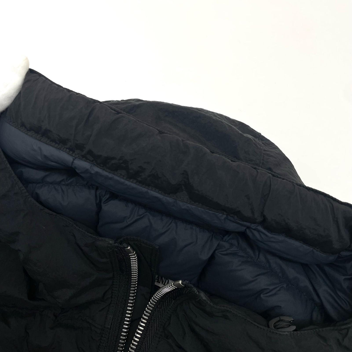 【中古】STONE ISLAND | ストーンアイランド　25AW Nylon Anti-Drop Hooded Padding ダウンジャケット ブラック サイズ：M【尾張小牧店】