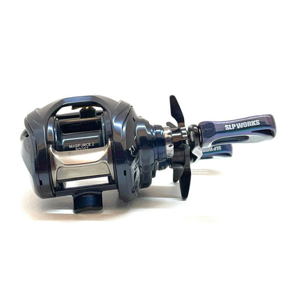 【フィッシング/釣り/釣具/リール】 【ベイトリール/右ハンドル】Daiwa | ダイワ 21スティーズ A TW HLC 7.1【尾張小牧店】