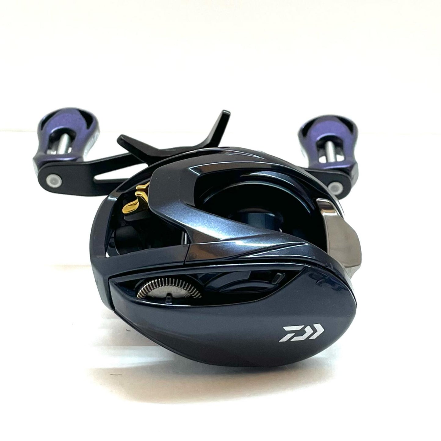 【フィッシング/釣り/釣具/リール】 【ベイトリール/右ハンドル】Daiwa | ダイワ 21スティーズ A TW HLC 7.1【尾張小牧店】