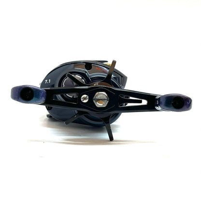 【フィッシング/釣り/釣具/リール】 【ベイトリール/右ハンドル】Daiwa | ダイワ 21スティーズ A TW HLC 7.1【尾張小牧店】