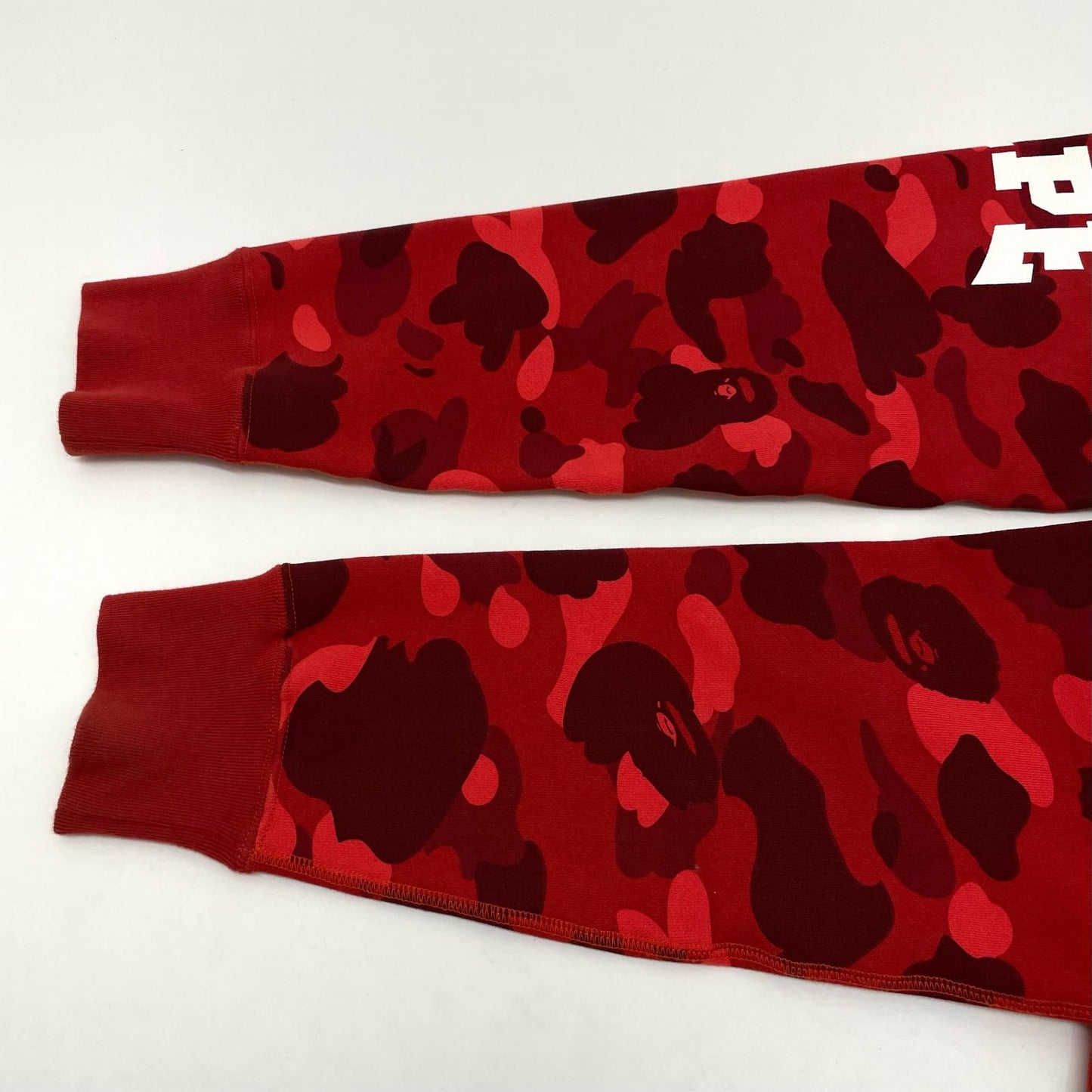 A BATHING APE | アベイシングエイプ スウェット 001SWE301007X レッド サイズ：XL【尾張小牧店】
