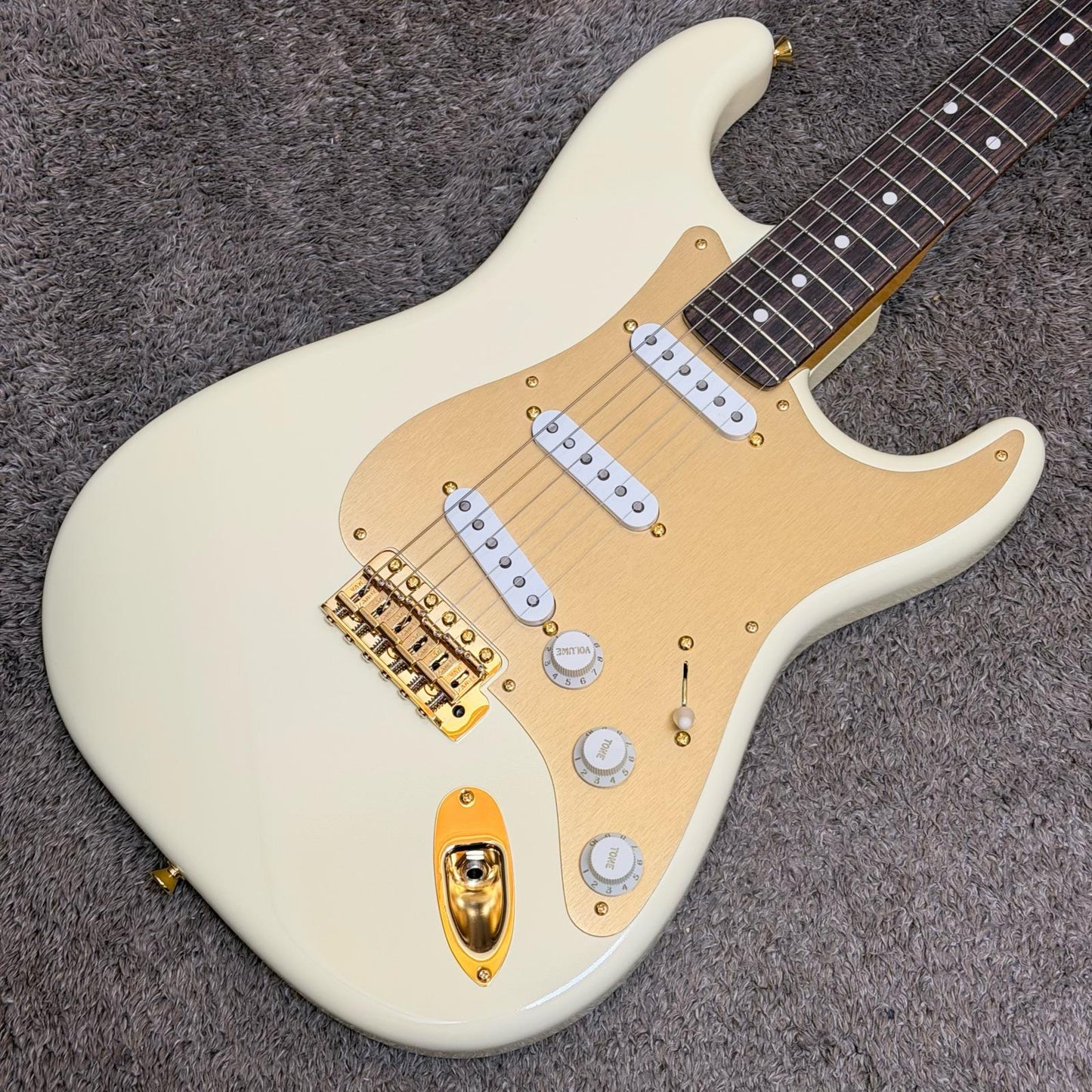 【新品】 Vanzandt | ヴァンザント 楽器 STV-R2/Vintage White【尾張小牧店】