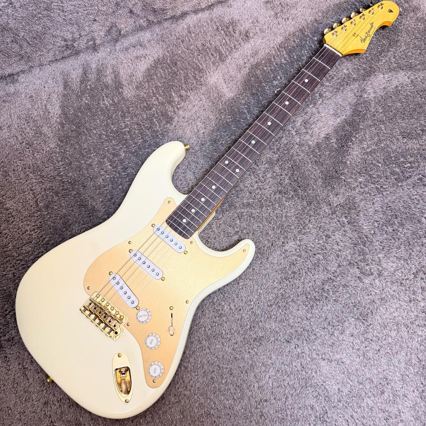 【新品】 Vanzandt | ヴァンザント 楽器 STV-R2/Vintage White【尾張小牧店】