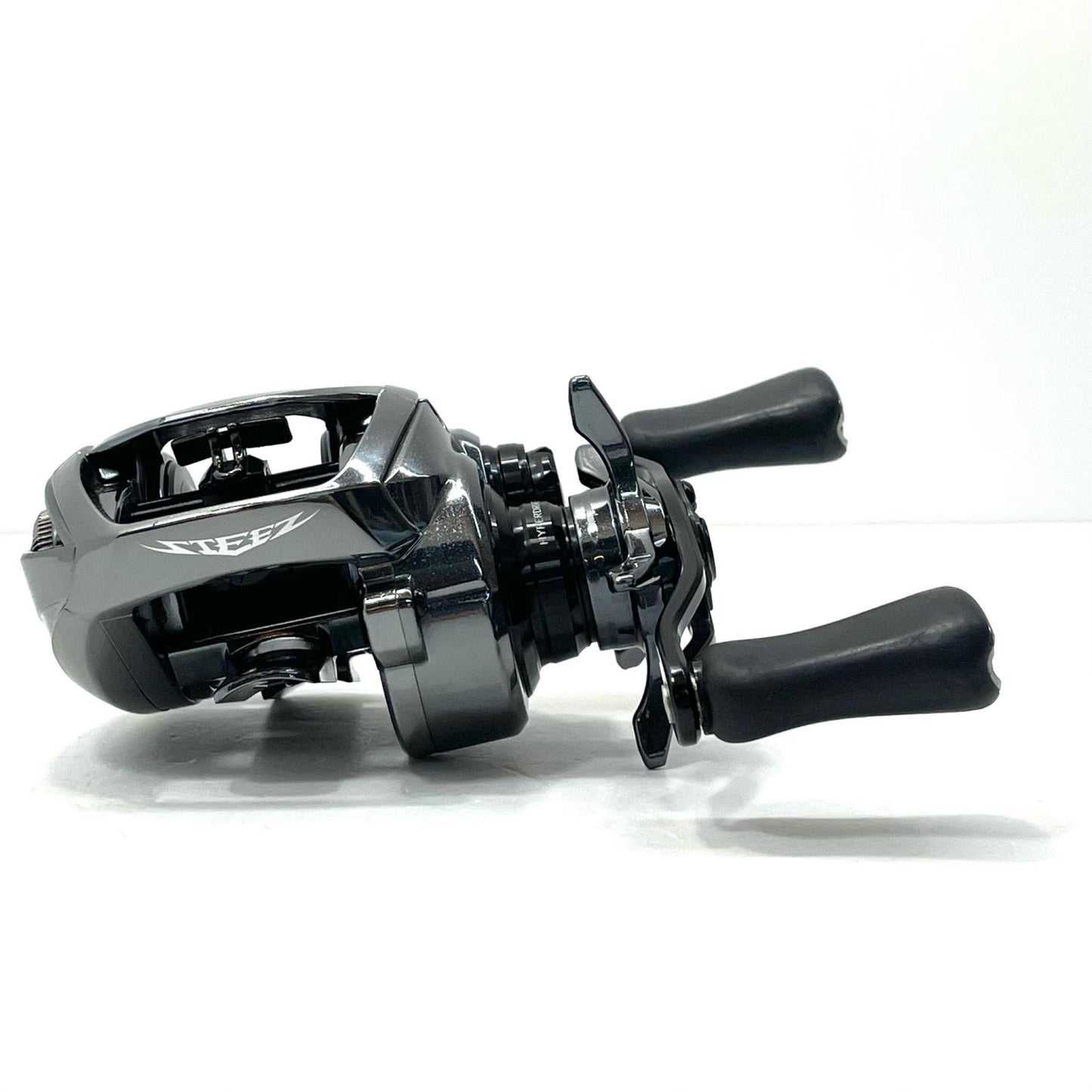 【フィッシング/釣り/釣具/リール】 【ベイトリール/左ハンドル】Daiwa | ダイワ 21スティーズリミテッド SV TW 1000【尾張小牧店】