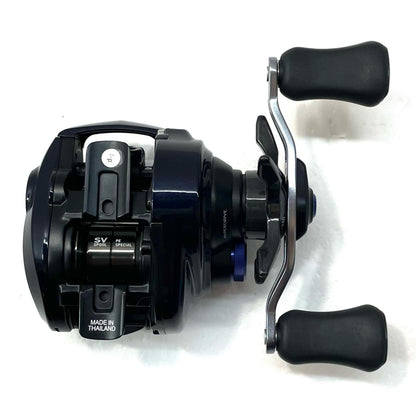 【フィッシング/釣り/釣具/リール】 【ベイトリール/左ハンドル】Daiwa | ダイワ 23ソルティストSVTW 80XHL PEスペシャル【尾張小牧店】