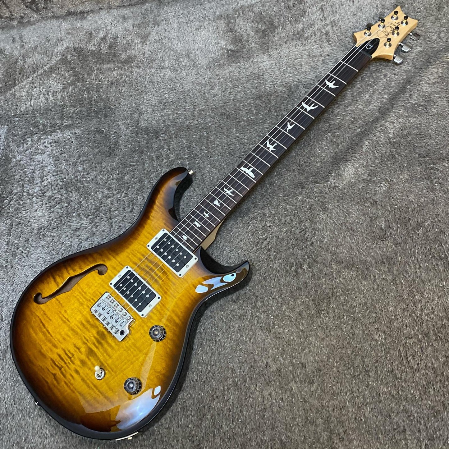 Paul Reed Smith(PRS) | ポールリードスミス 楽器 CE24 Semi-hollow Black Amber【尾張小牧店】