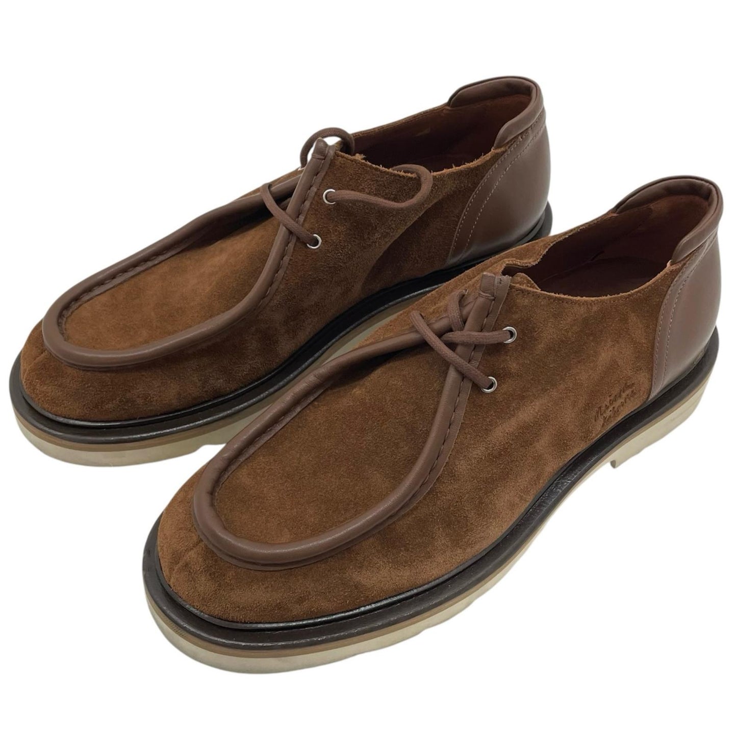 MAISON KITSUNE | メゾンキツネ SUEDE LEATHER DERBIES ローファー MM04302LS0001 ブラウン【尾張小牧店】