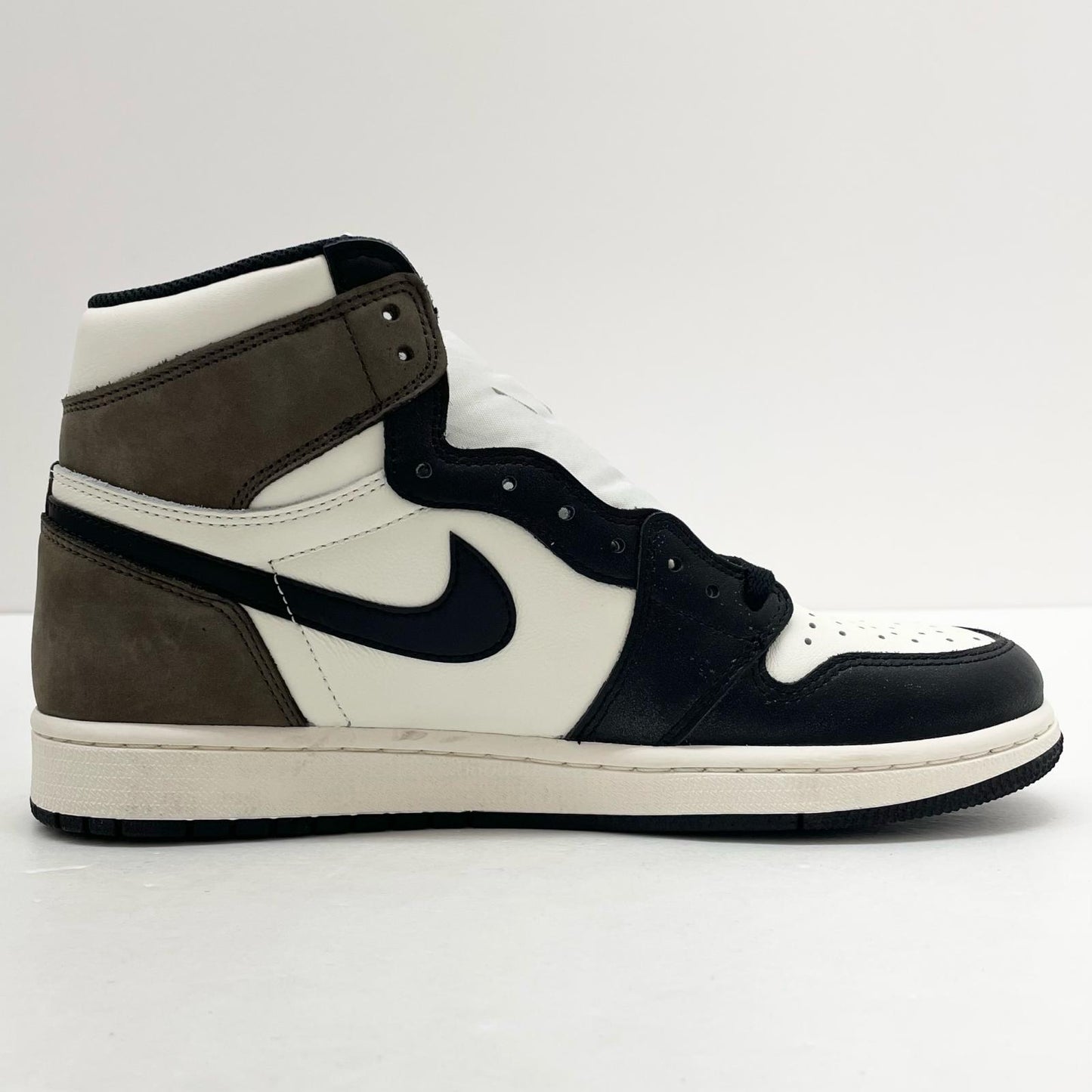 NIKE | ナイキ Air Jordan 1 High OG スニーカー 555088-105 ブラウン×ブラック×ホワイト 28cm