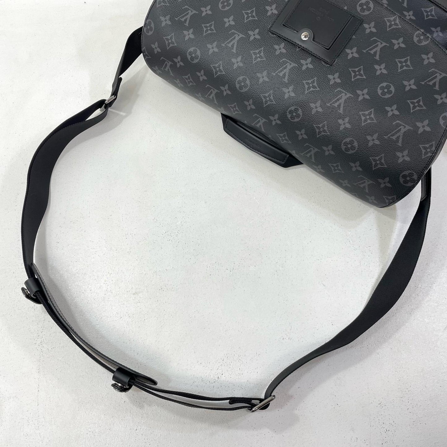 LOUIS VUITTON | ルイ・ヴィトン ショルダーバッグ ブラック【尾張小牧店】