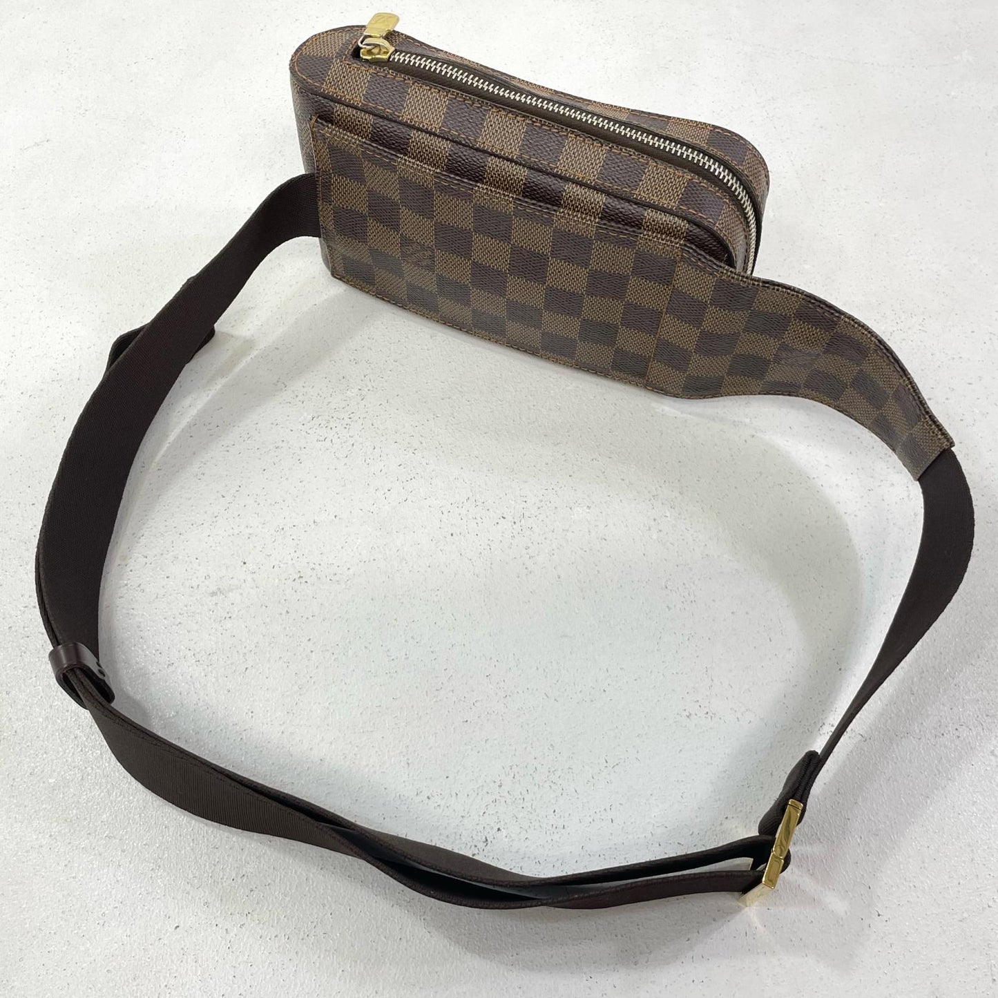 LOUIS VUITTON | ルイ・ヴィトン ボディバッグ ブラウン【尾張小牧店】