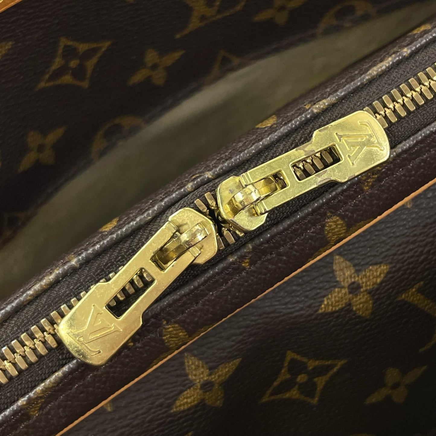 LOUIS VUITTON | ルイ・ヴィトン ブリーフケース ブラウン【尾張小牧店】