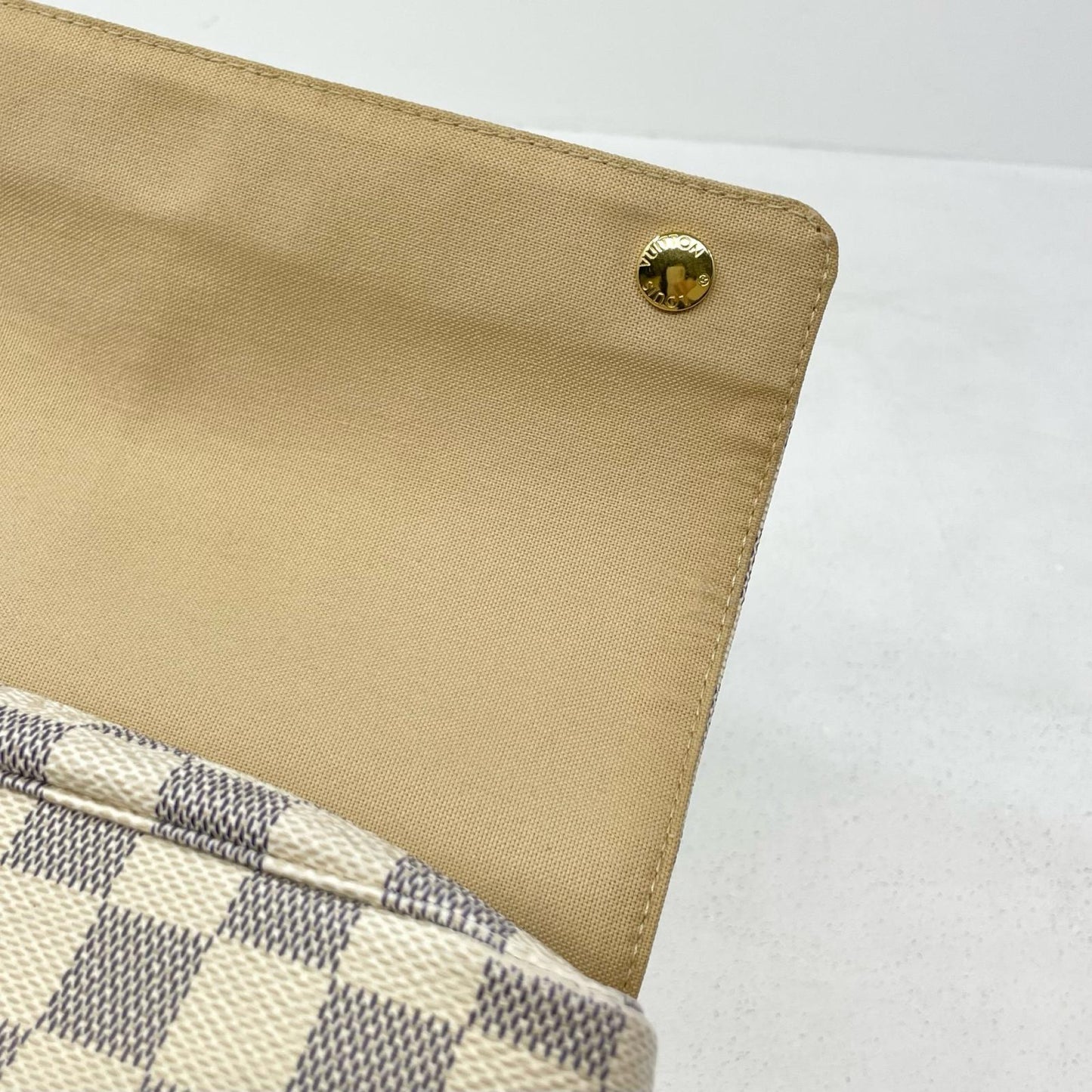 LOUIS VUITTON | ルイ・ヴィトン ショルダーバッグ ホワイト【尾張小牧店】