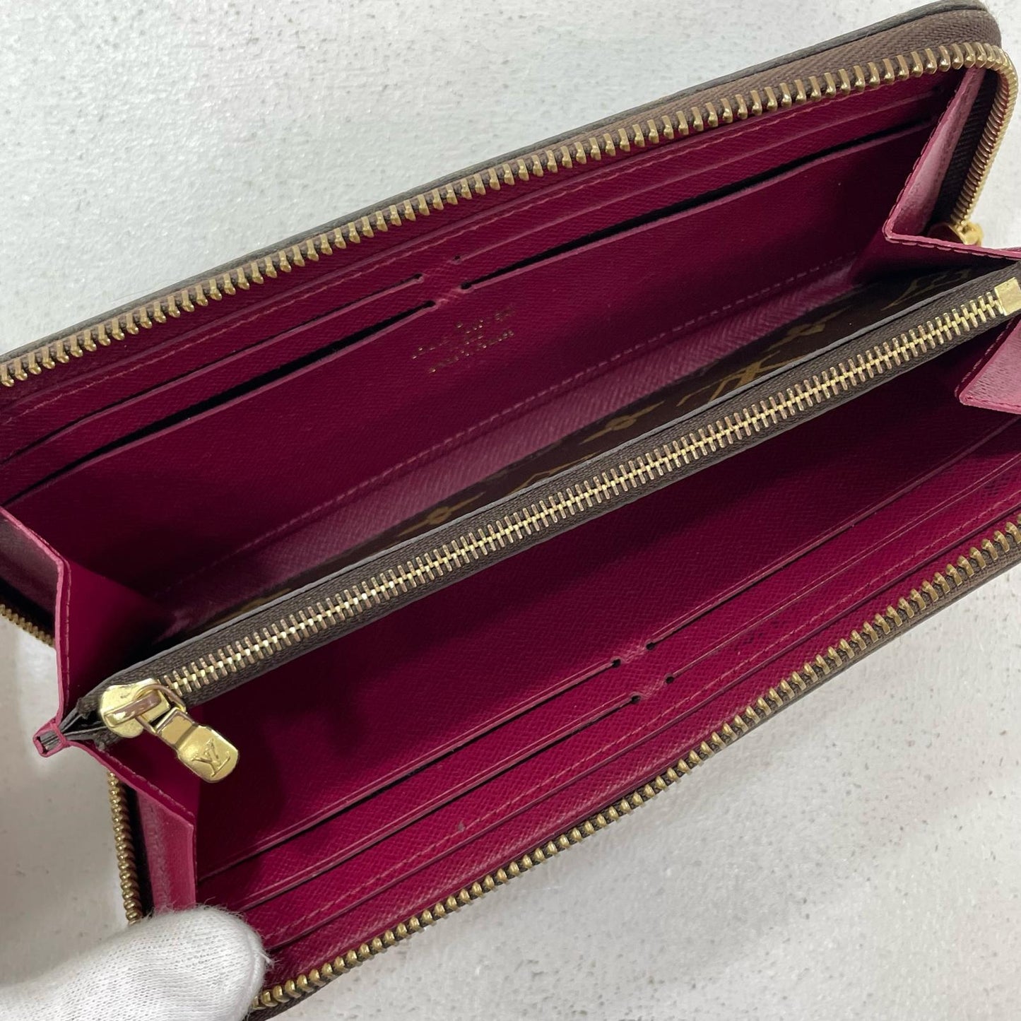 LOUIS VUITTON | ルイ・ヴィトン 長財布 ブラウン【尾張小牧店】