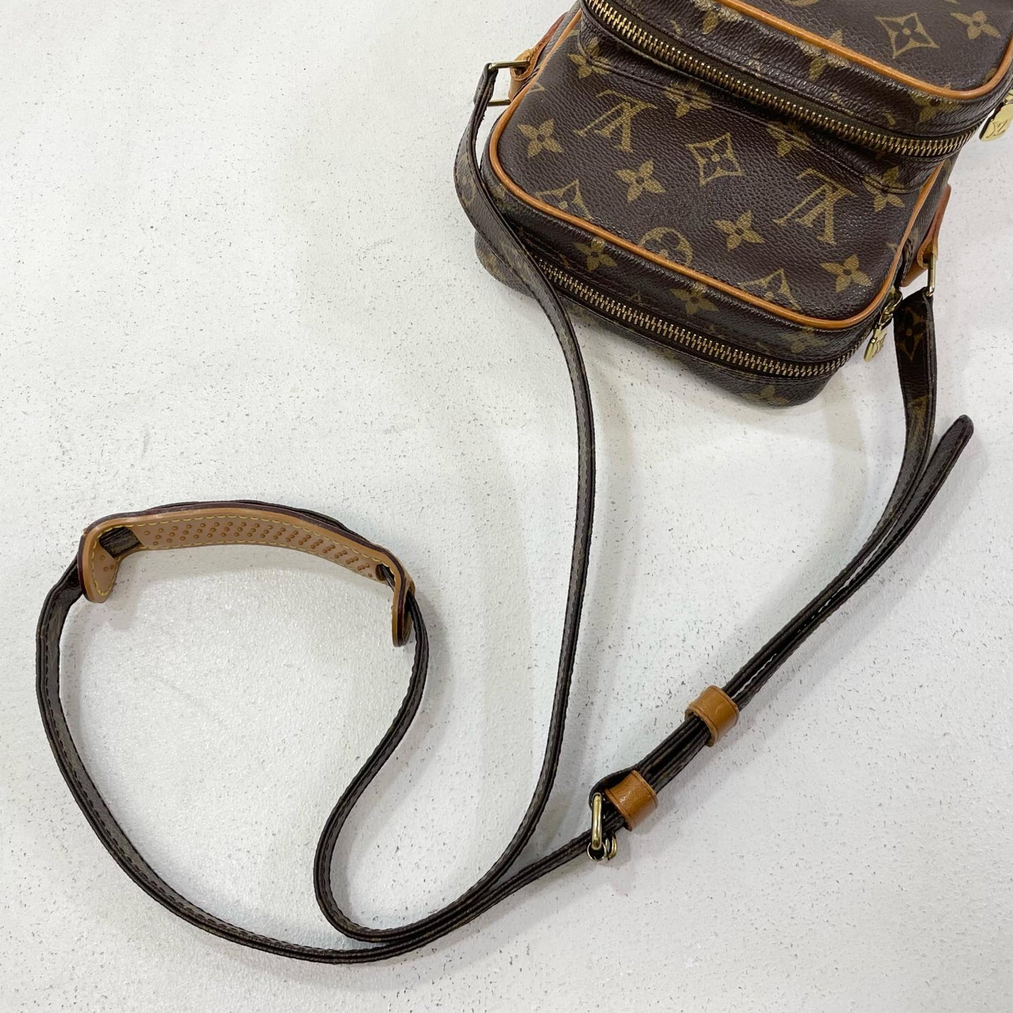 LOUIS VUITTON | ルイ・ヴィトン ショルダーバッグ ブラウン【尾張小牧店】