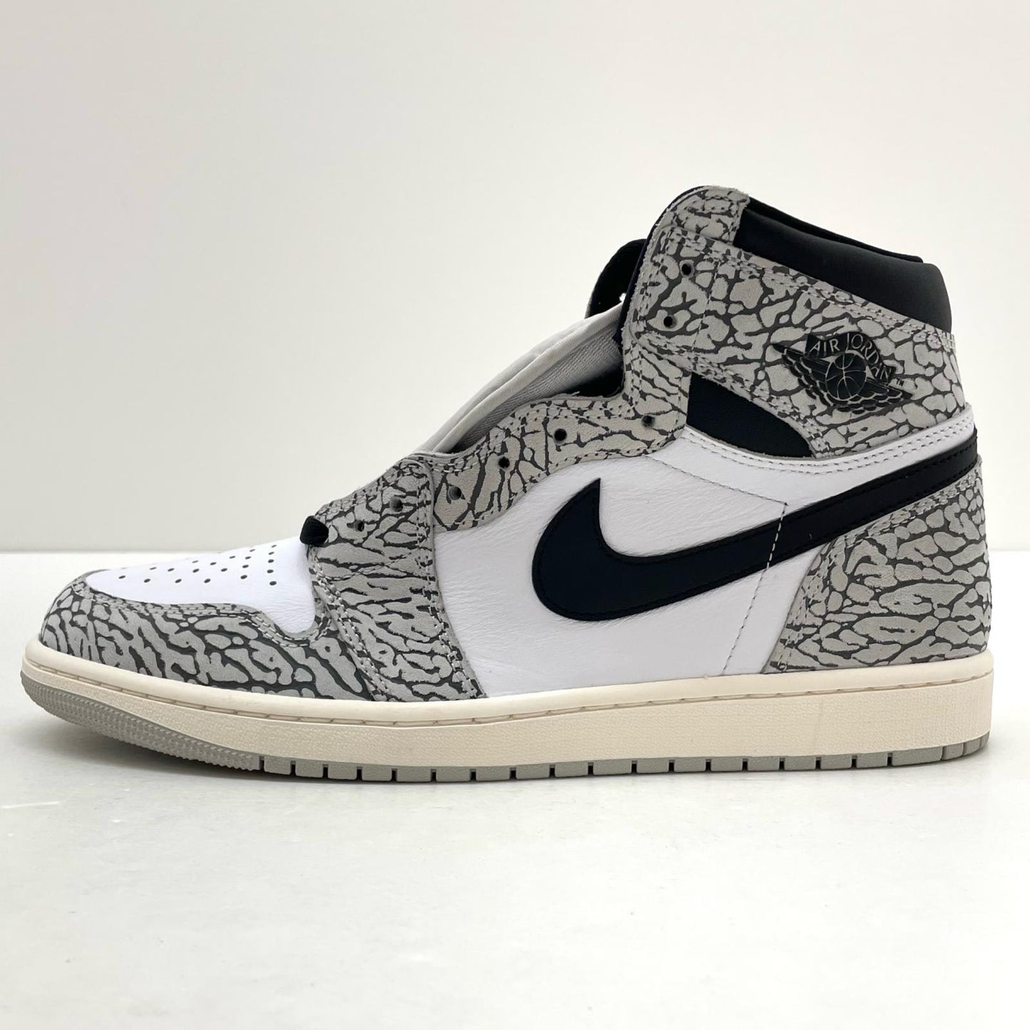 NIKE | ナイキ Air Jordan 1 High OG スニーカー DZ5485-052 グレー×ホワイト 29cm
