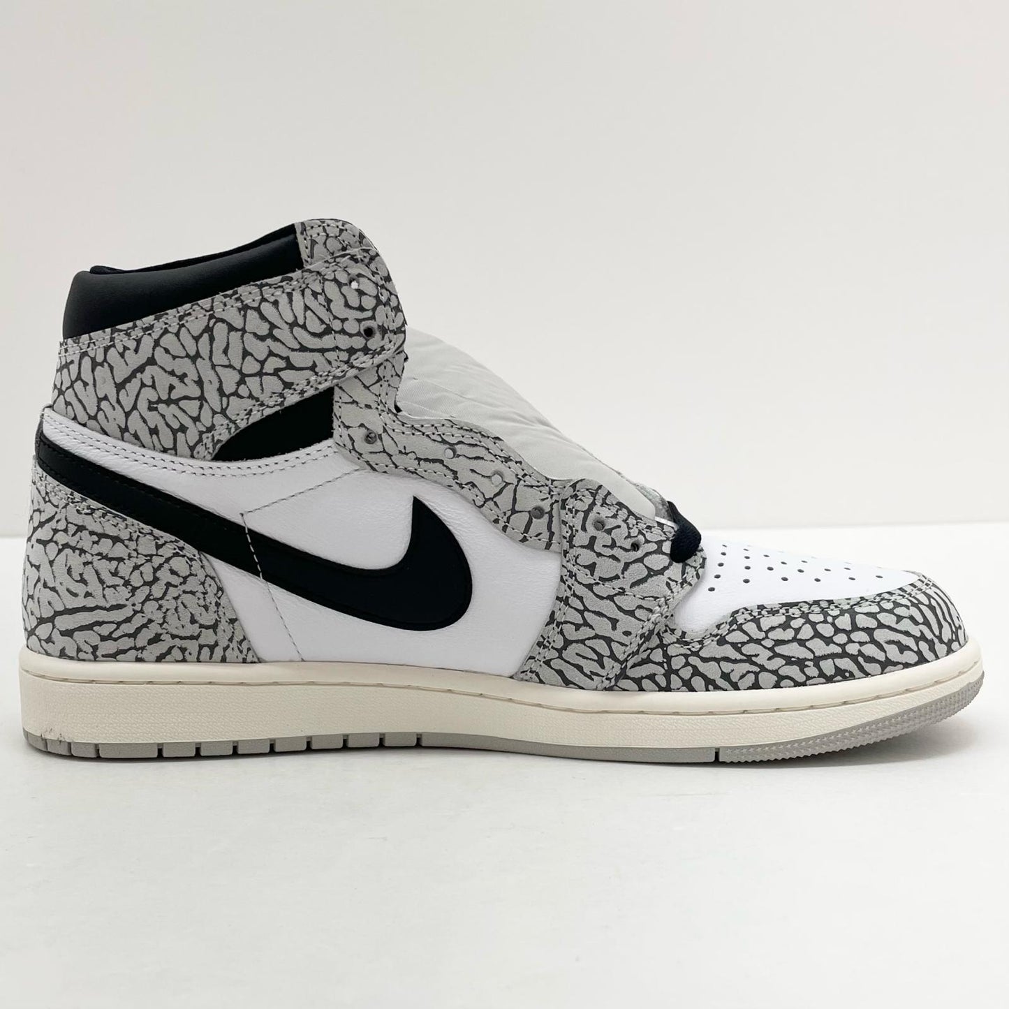 NIKE | ナイキ Air Jordan 1 High OG スニーカー DZ5485-052 グレー×ホワイト 29cm