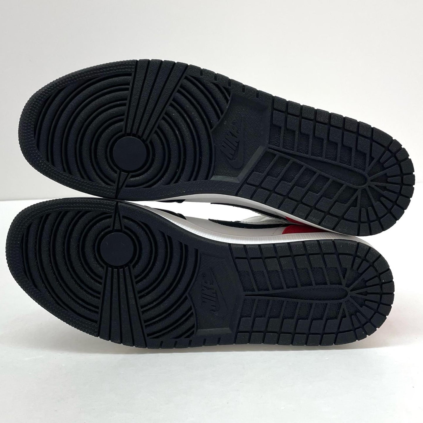NIKE | ナイキ Air Jordan 1 Mid SE スニーカー 852542-100 ブラック×ホワイト 30cm