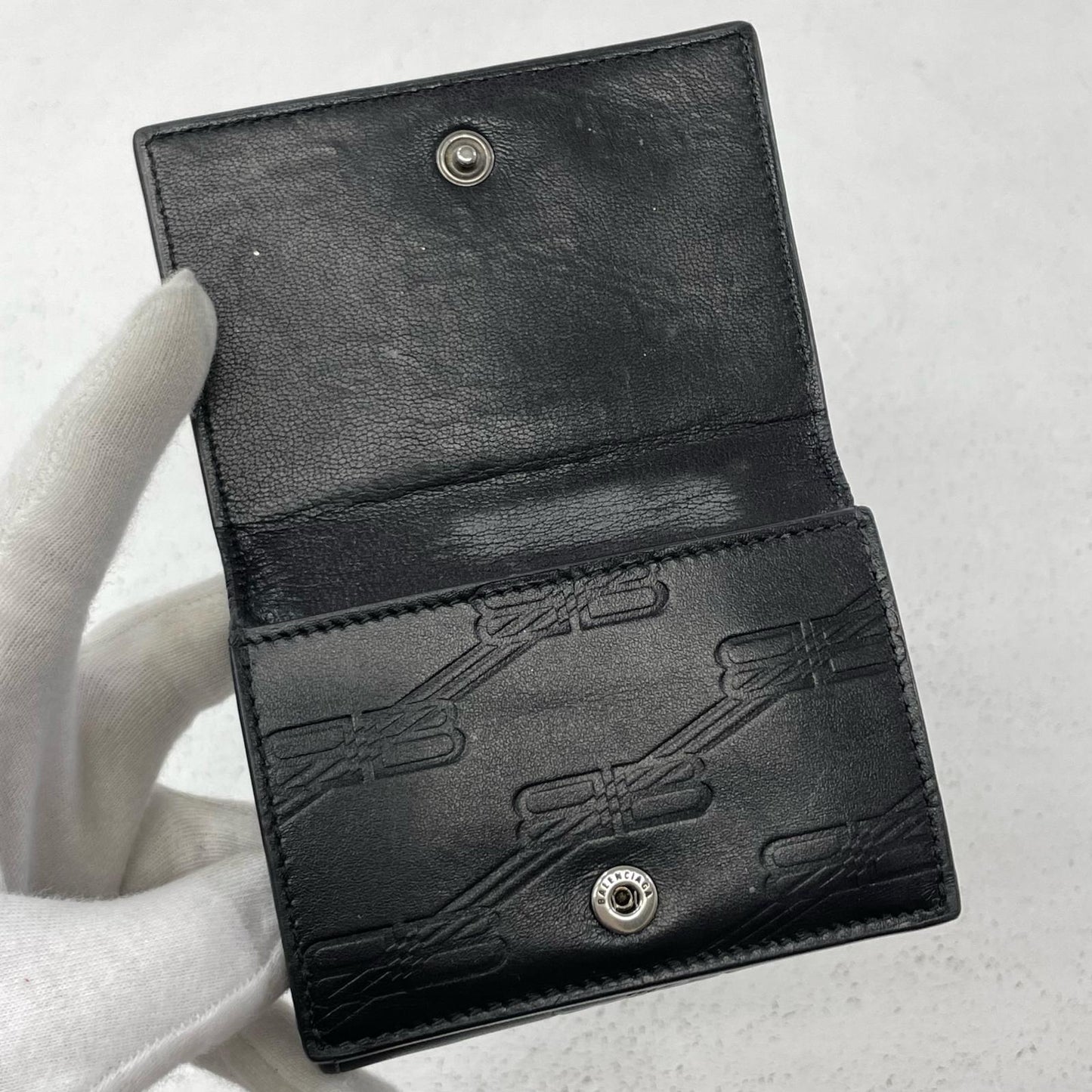 BALENCIAGA | バレンシアガ 三つ折り財布 ブラック【尾張小牧店】