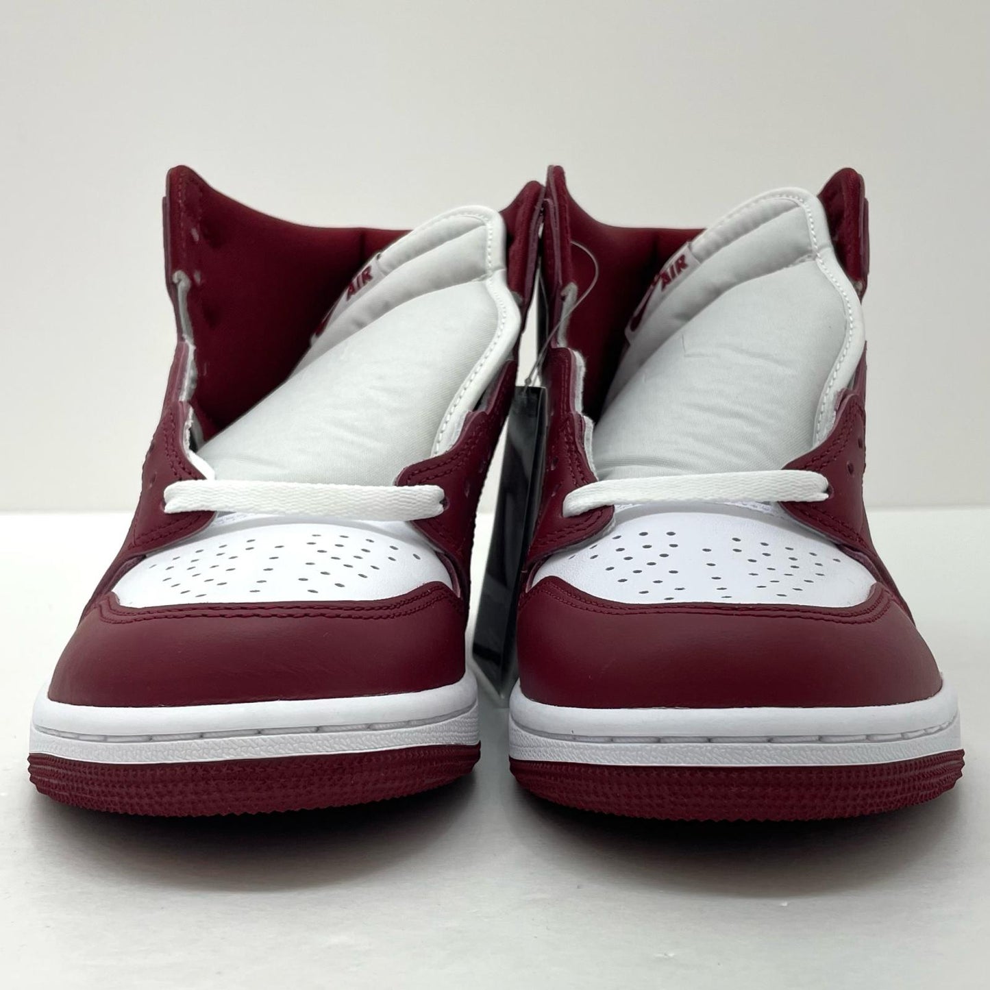 NIKE | ナイキ Air Jordan 1 Retro High OG スニーカー DZ5485-160 レッド×ホワイト 27cm