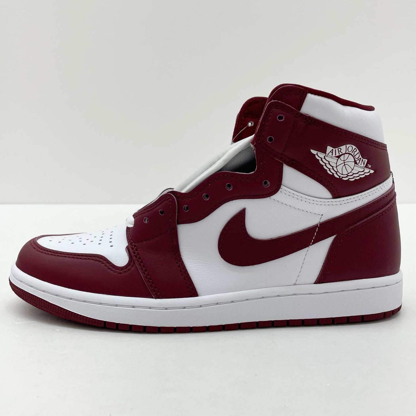 NIKE | ナイキ Air Jordan 1 Retro High OG スニーカー DZ5485-160 レッド×ホワイト 27cm