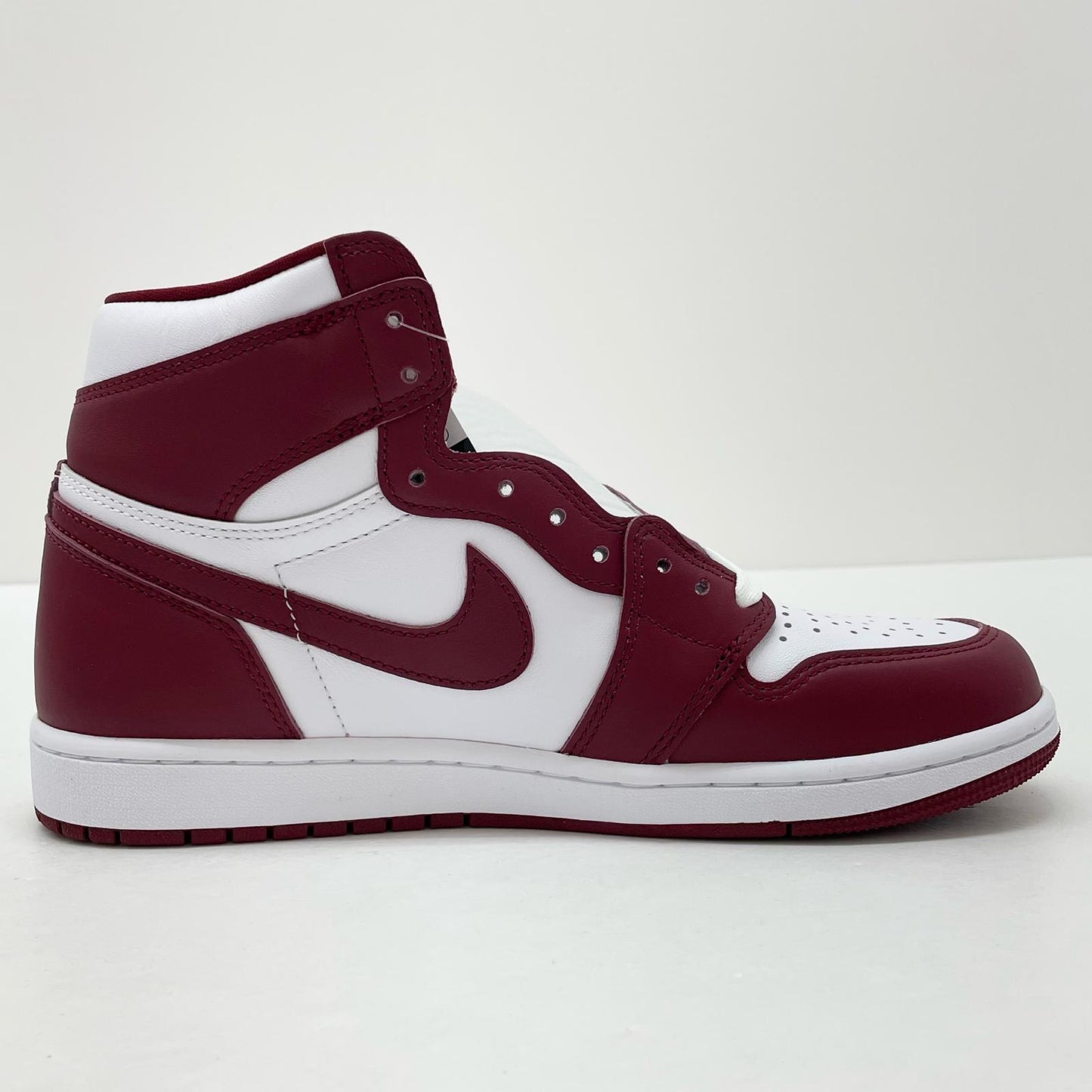 NIKE | ナイキ Air Jordan 1 Retro High OG スニーカー DZ5485-160 レッド×ホワイト 27cm