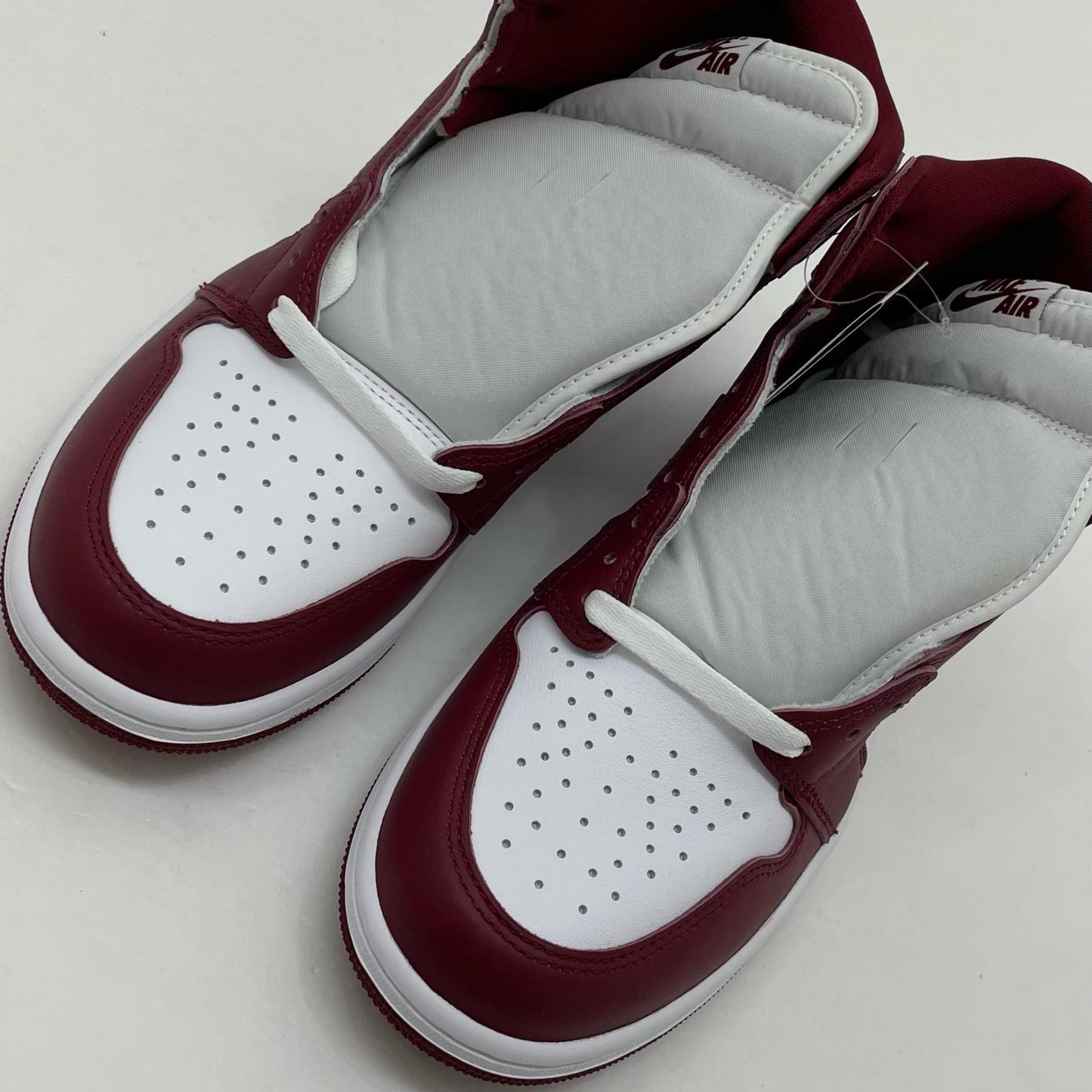 NIKE | ナイキ Air Jordan 1 Retro High OG スニーカー DZ5485-160 レッド×ホワイト 27cm