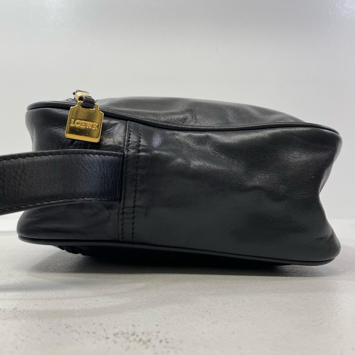 LOEWE | ロエベ ショルダーバッグ ブラック【尾張小牧店】