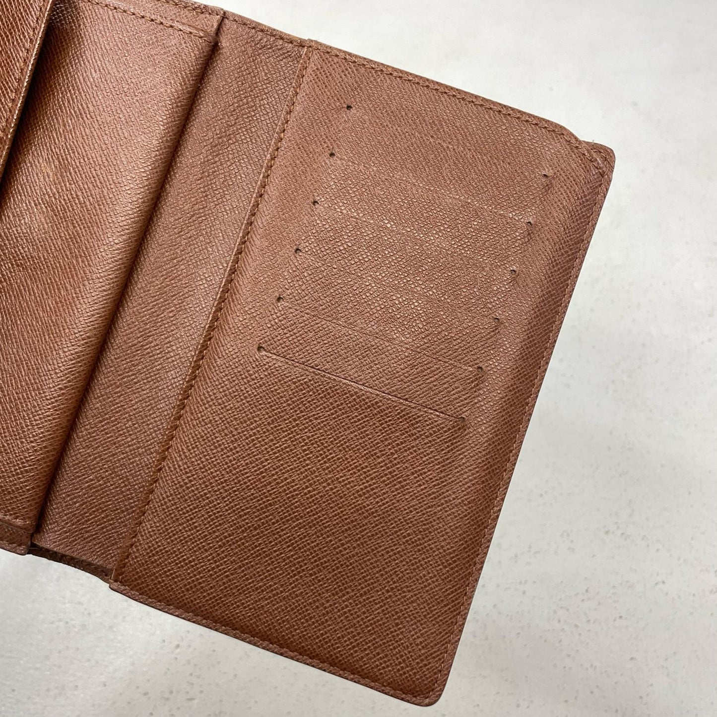 LOUIS VUITTON | ルイ・ヴィトン 長財布 ブラウン【尾張小牧店】