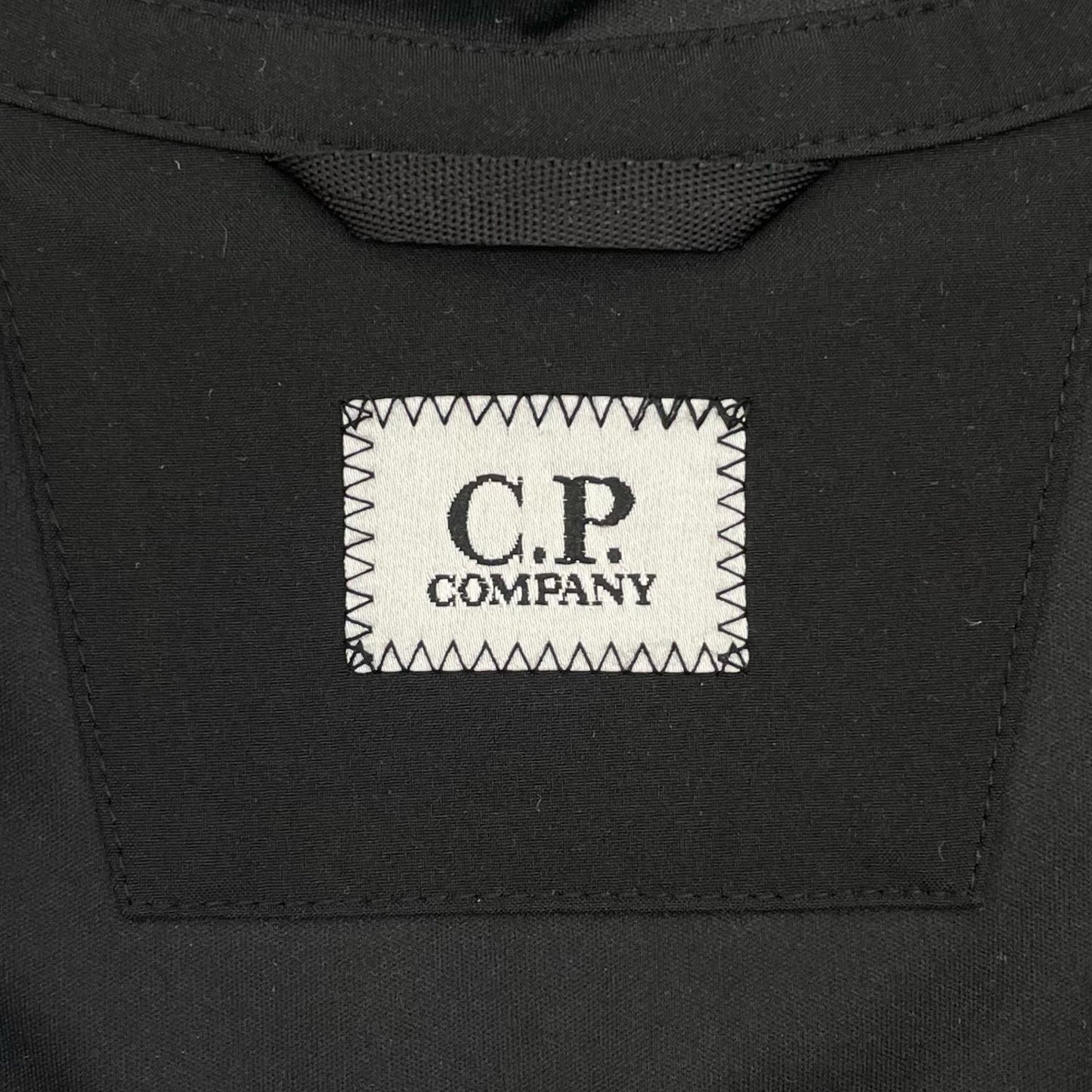 C.P.Company | シーピーカンパニー Shell-R Goggle Jacket ナイロンジャケット 16CMOW002A-05968A ブラック サイズ：46【尾張小牧店】