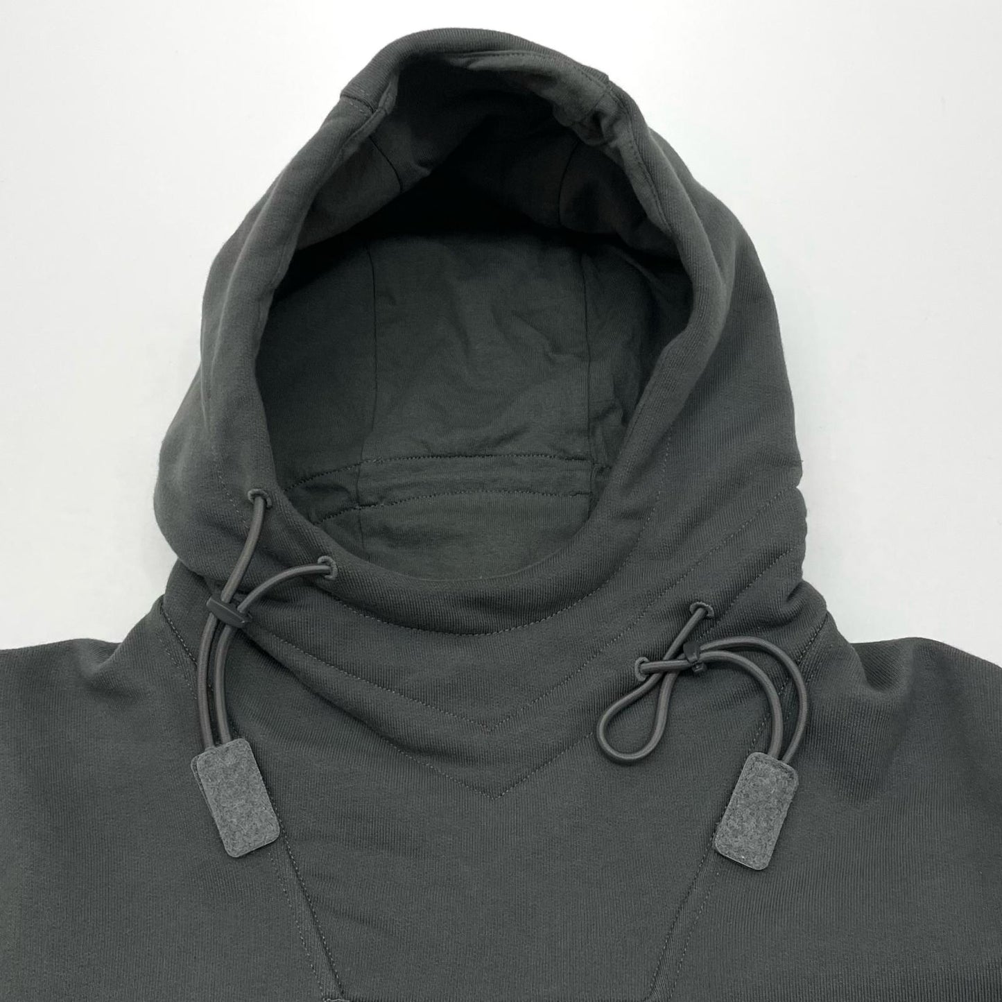STONE ISLAND | ストーンアイランド Ghost Popover Hoody パーカー 7715625F3 グレー サイズ：S【尾張小牧店】