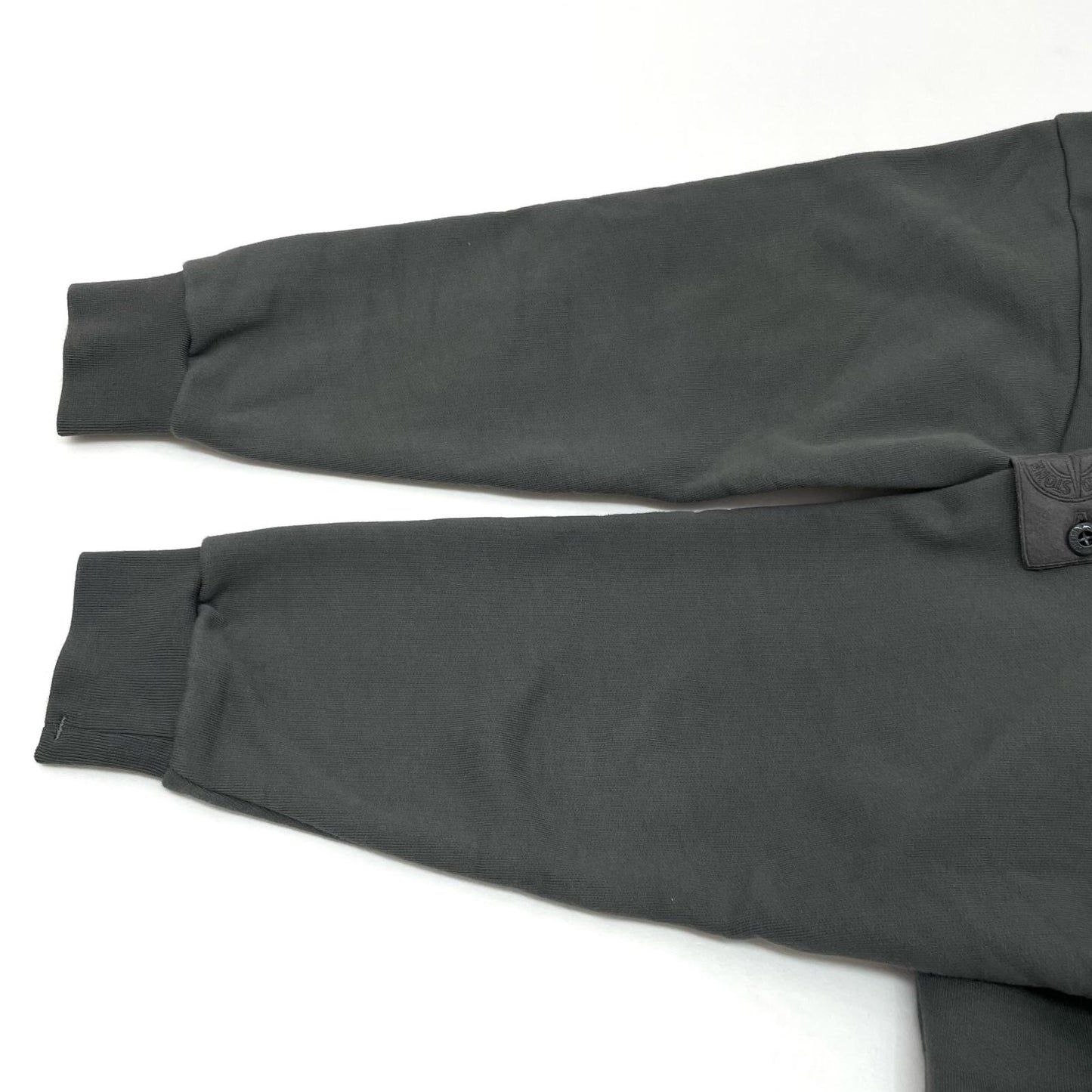 STONE ISLAND | ストーンアイランド Ghost Popover Hoody パーカー 7715625F3 グレー サイズ：S【尾張小牧店】