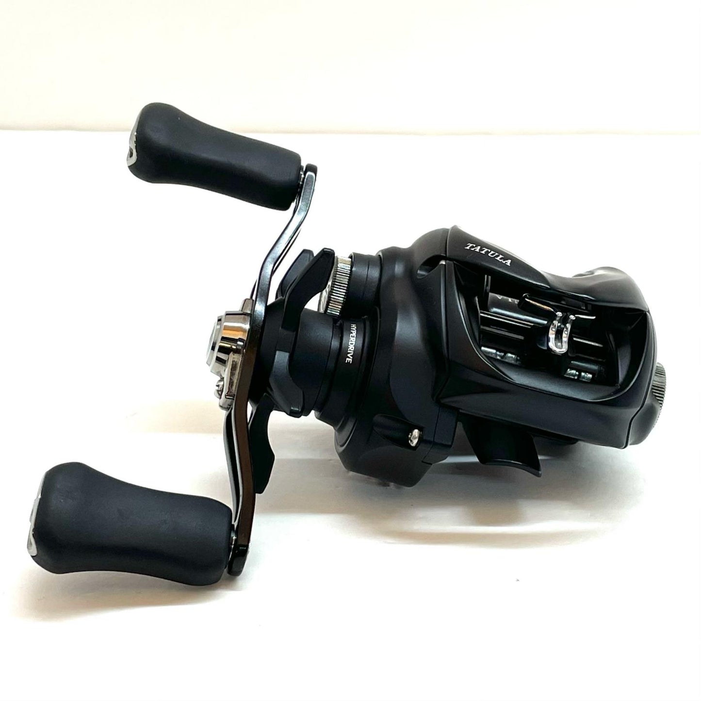 【フィッシング/釣り/釣具/リール】 【ベイトリール/右ハンドル】Daiwa | ダイワ 24タトゥーラ TW 100XH【尾張小牧店】