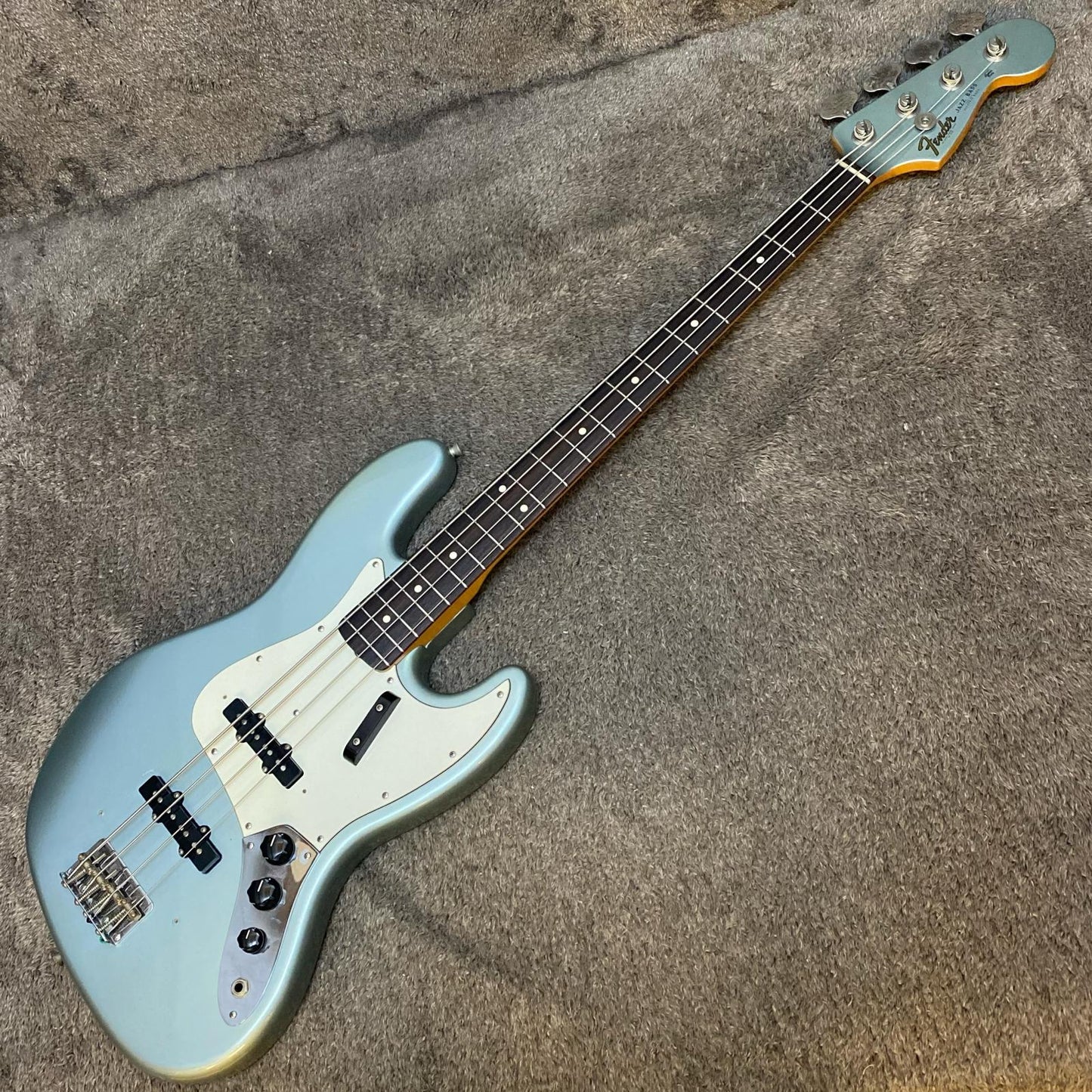 Fender | フェンダー 楽器 American Vintage 62 Jazz Bass Ice Blue Metallic MH【尾張小牧店】