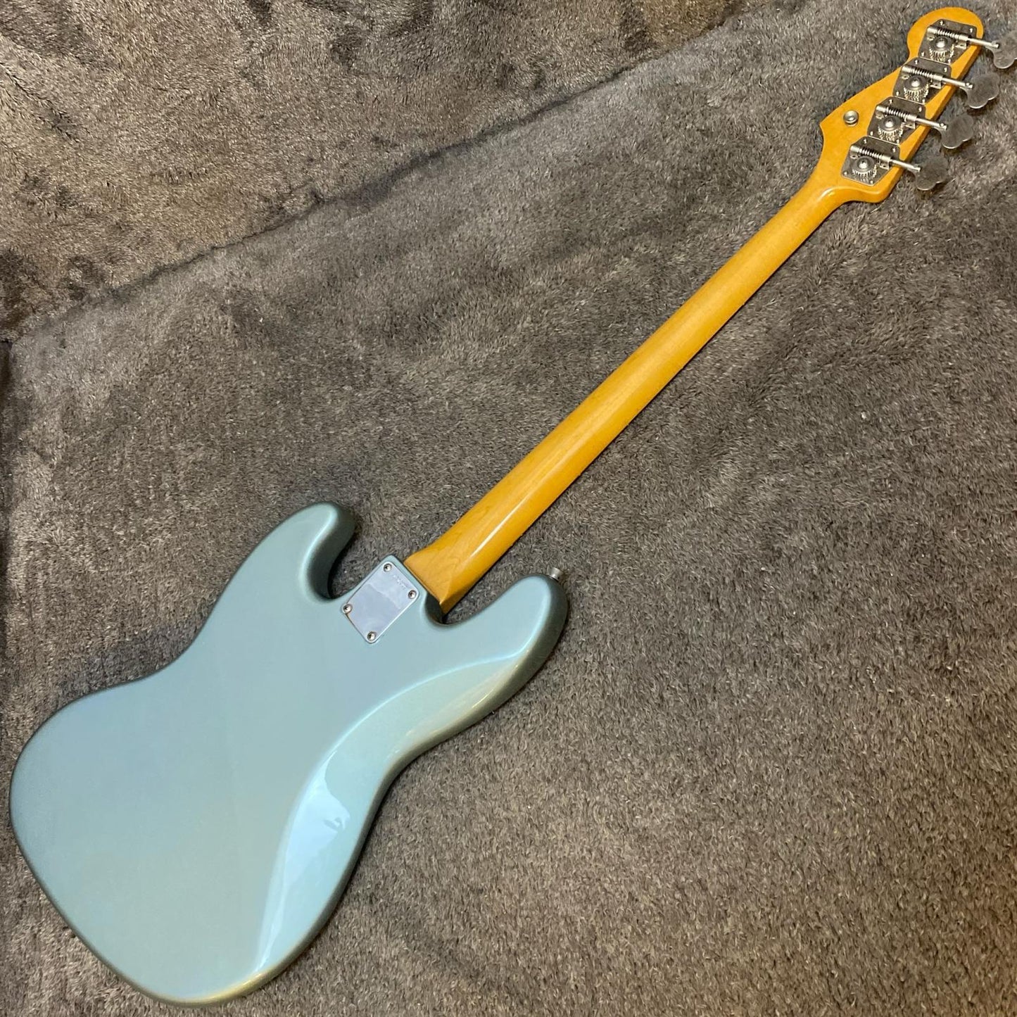 Fender | フェンダー 楽器 American Vintage 62 Jazz Bass Ice Blue Metallic MH【尾張小牧店】