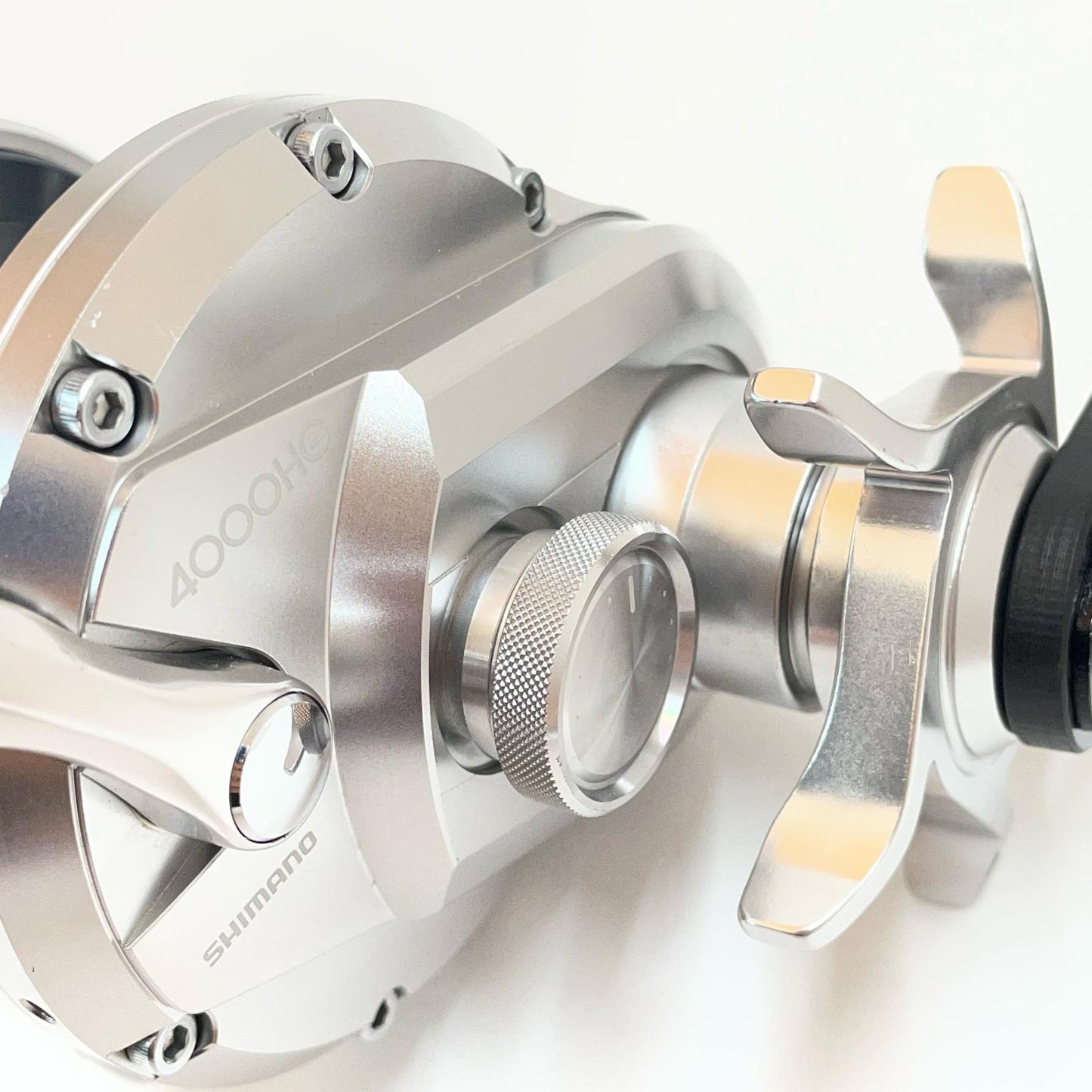 【フィッシング/釣り/釣具/リール】 【ベイトリール/右ハンドル】SHIMANO | シマノ 20オシアジガー 4000HG【尾張小牧店】