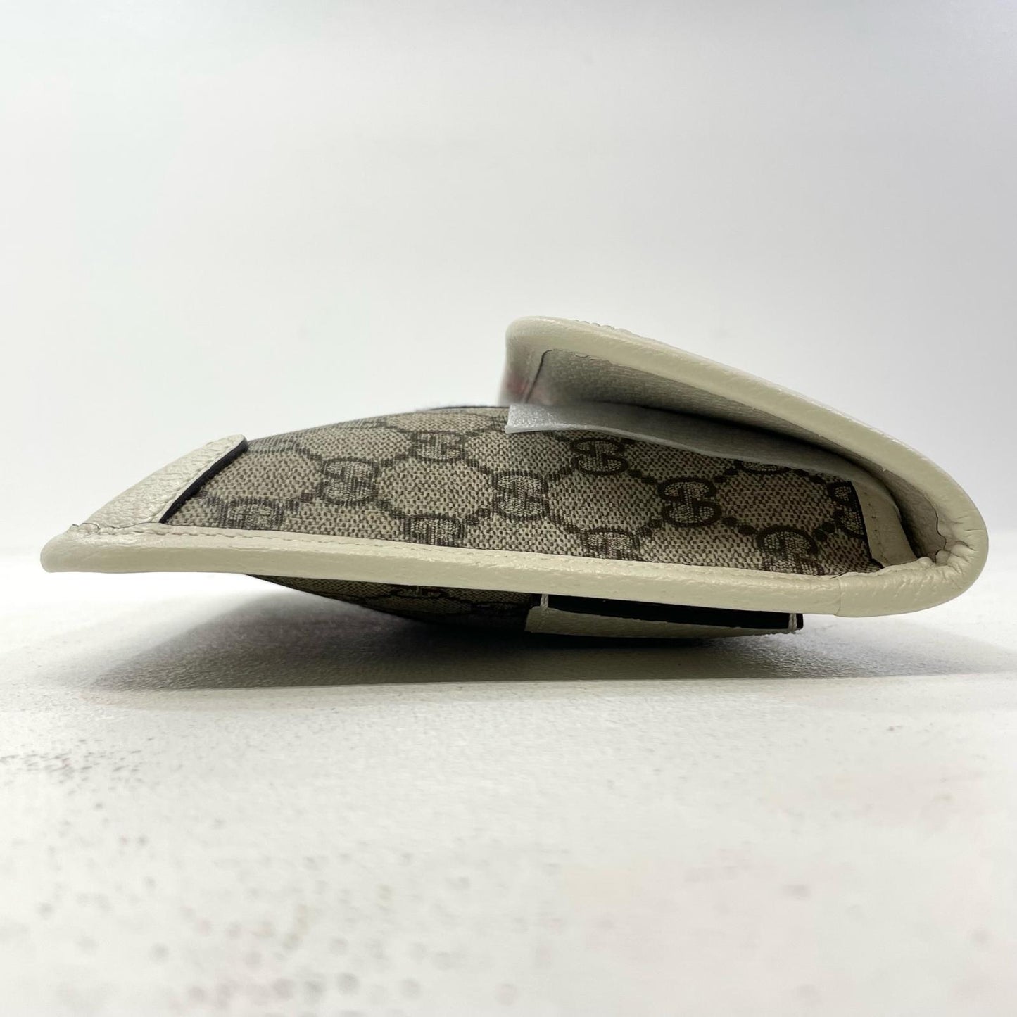 GUCCI | グッチ ボディバッグ アイボリー【尾張小牧店】