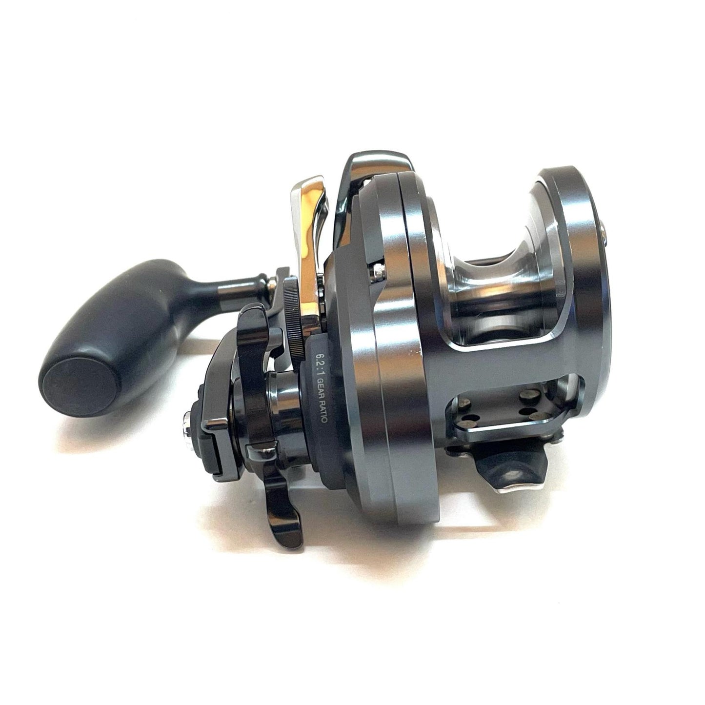 【フィッシング/釣り/釣具/リール】 【ベイトリール/右ハンドル】SHIMANO | シマノ 19オシアジガーFカスタム 2000NRHG【尾張小牧店】