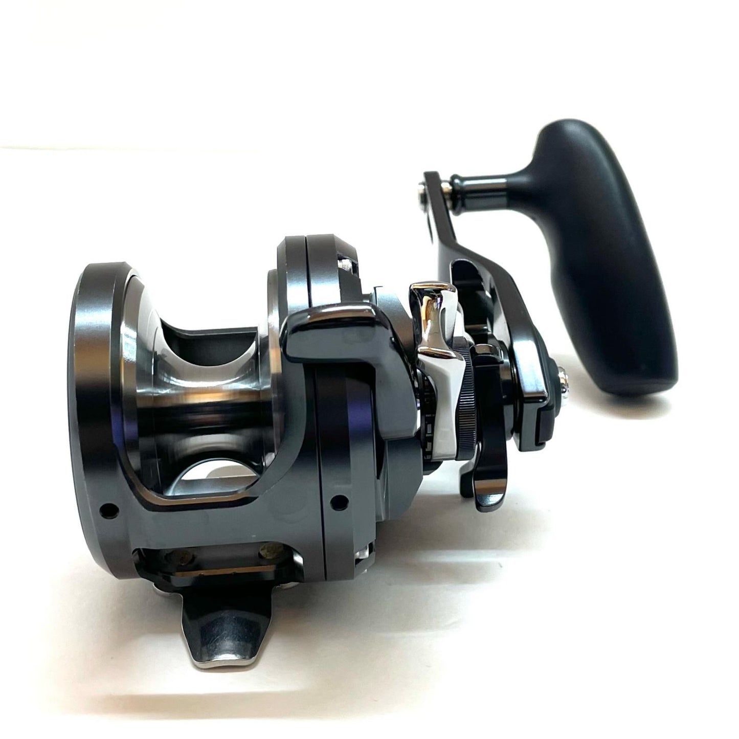 【フィッシング/釣り/釣具/リール】 【ベイトリール/右ハンドル】SHIMANO | シマノ 19オシアジガーFカスタム 2000NRHG【尾張小牧店】