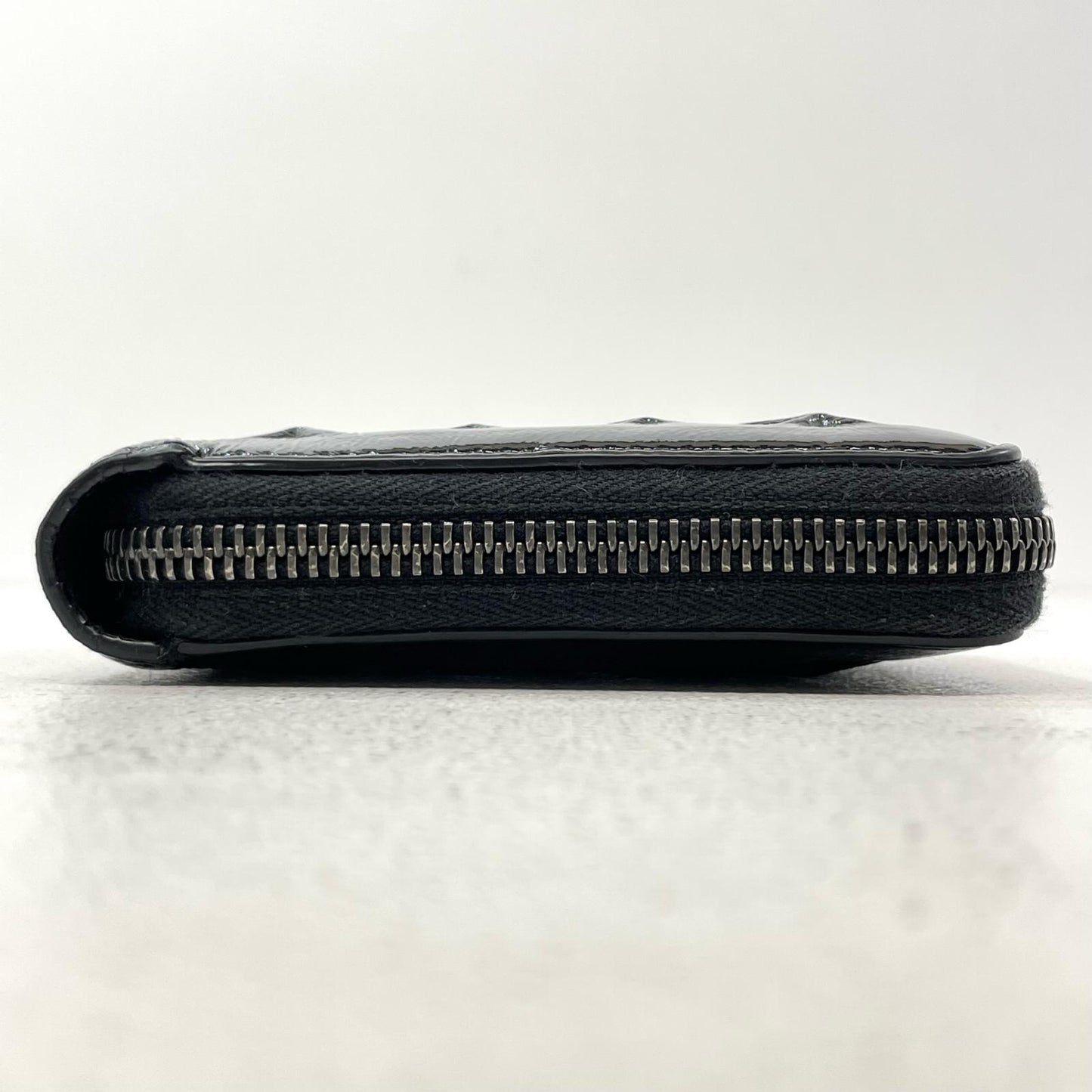 JIMMY CHOO | ジミーチュウ 二つ折り財布 ブラック【尾張小牧店】