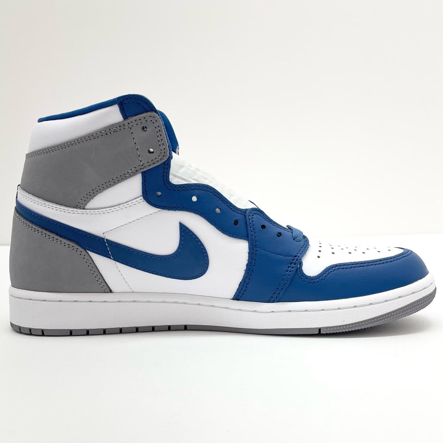 NIKE | ナイキ AIR JORDAN 1 RETRO HIGH OG スニーカー DZ5485-410 ブルー×ホワイト×グレー 30cm