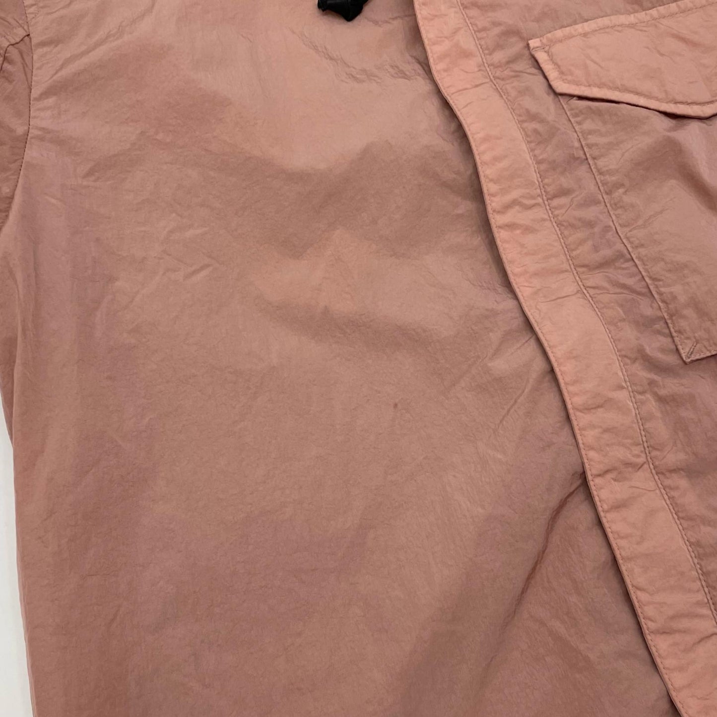 C.P.Company | シーピーカンパニー Chrome-R Full Zip Overshirt ナイロンジャケット 14CMOS041A ピンク サイズ：M【尾張小牧店】
