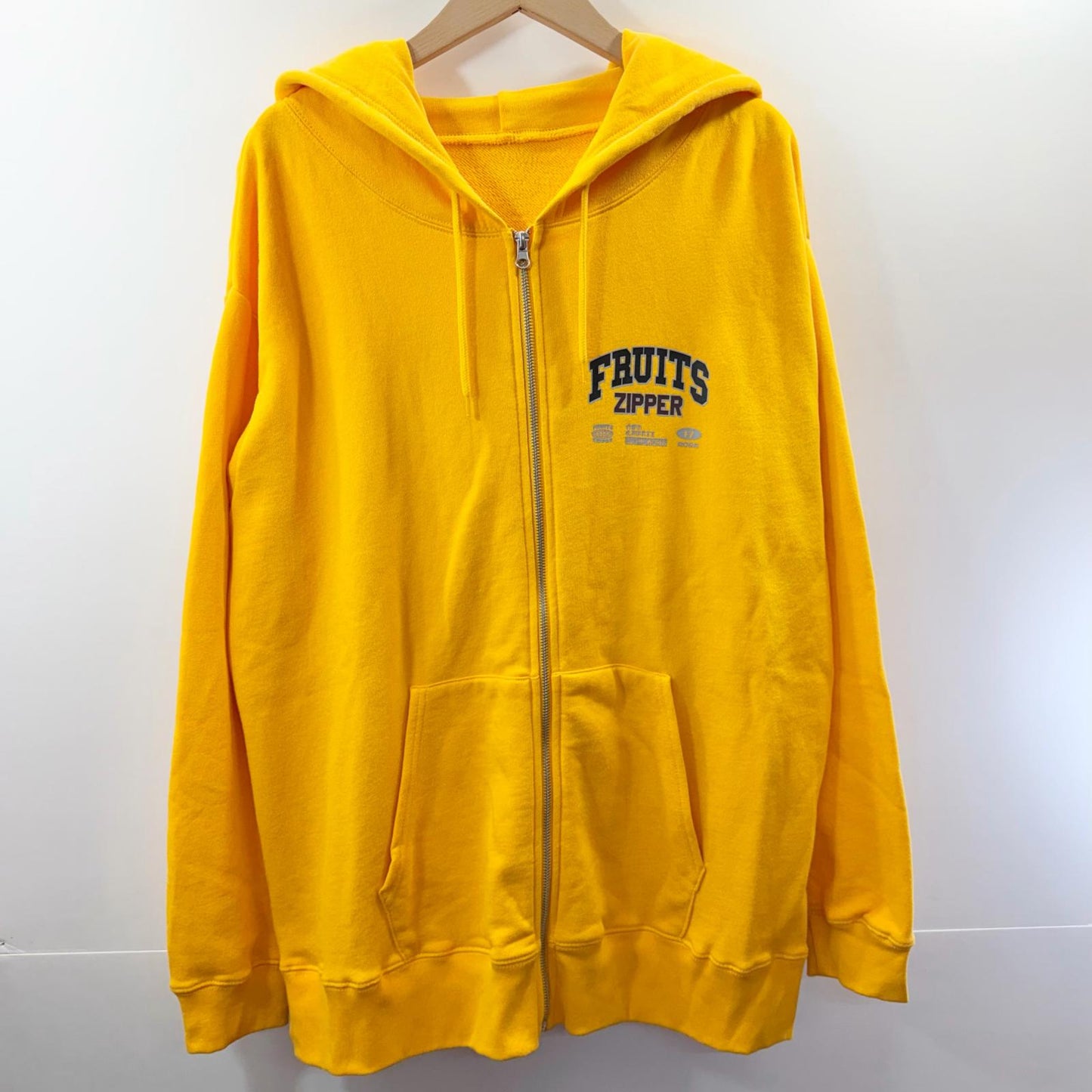 FRUITS ZIPPER 鎮西寿々歌 OSHI API パーカー XLサイズ