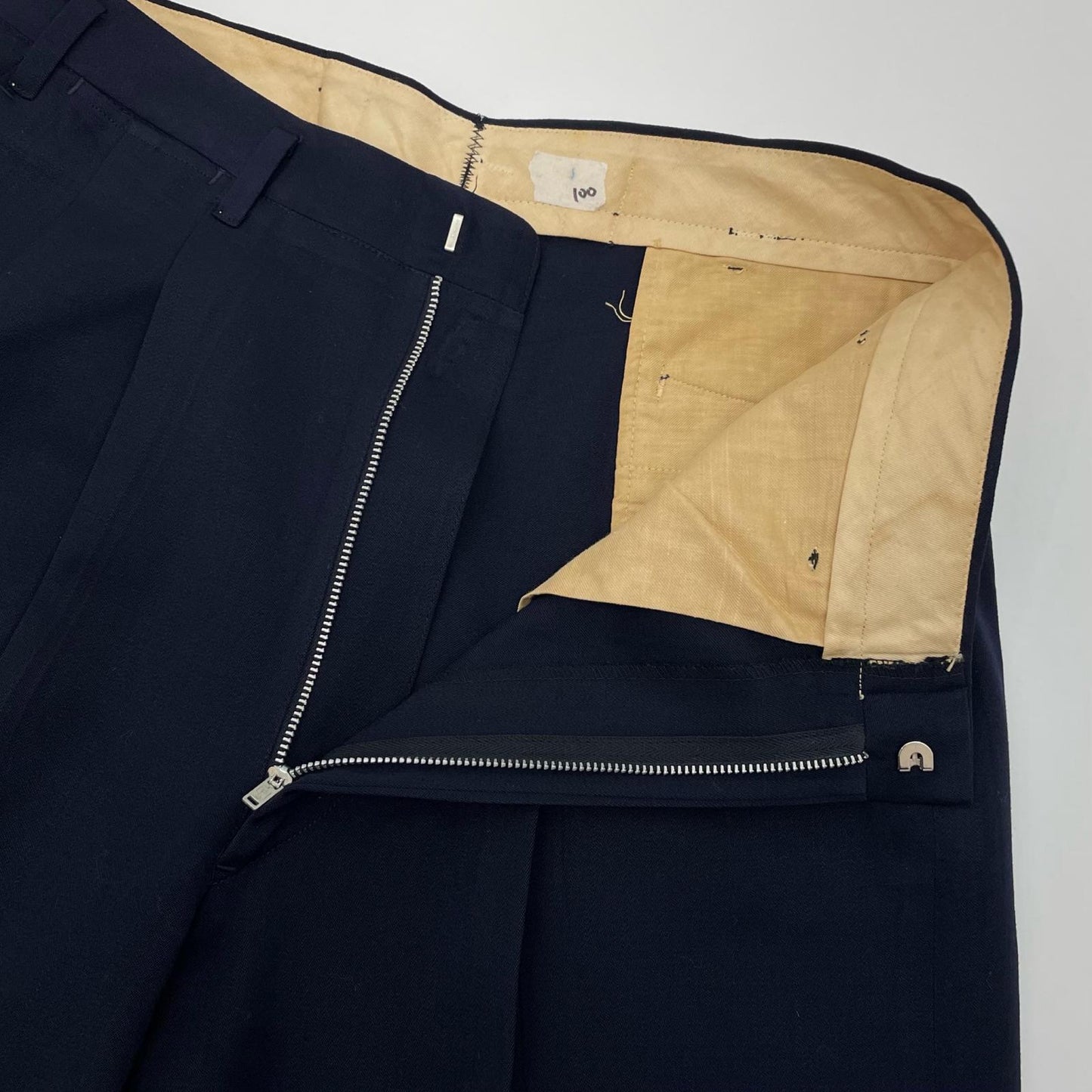 VINTAGE | ビンテージ タックレーヨン その他ボトムス ネイビー【尾張小牧店】